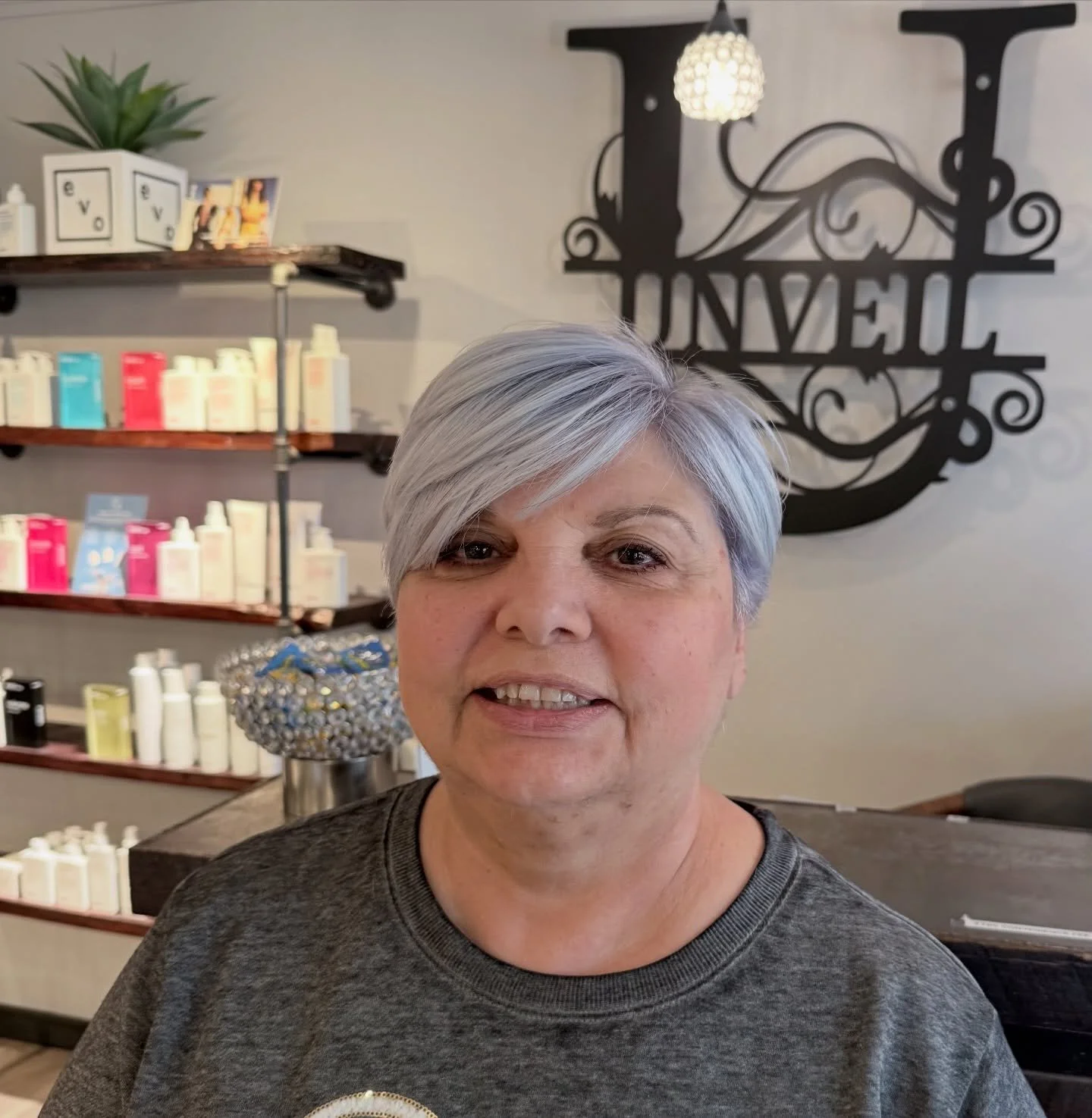 Ava designed this gorgeous pastel blue color &amp; cut for her guest. 💙