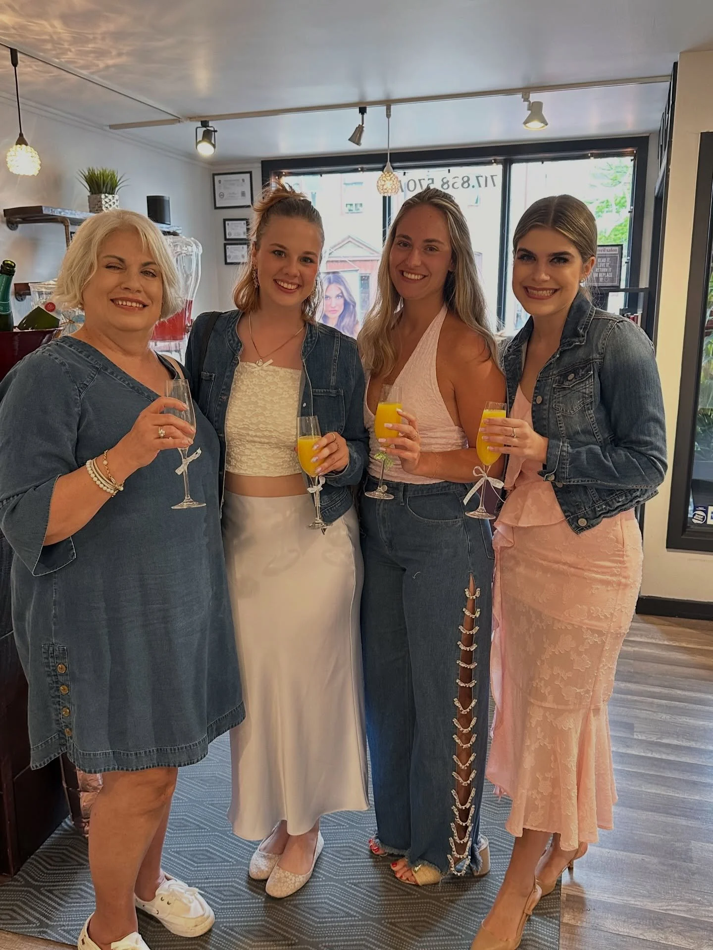 Bubbly &amp; Blowouts 🥂