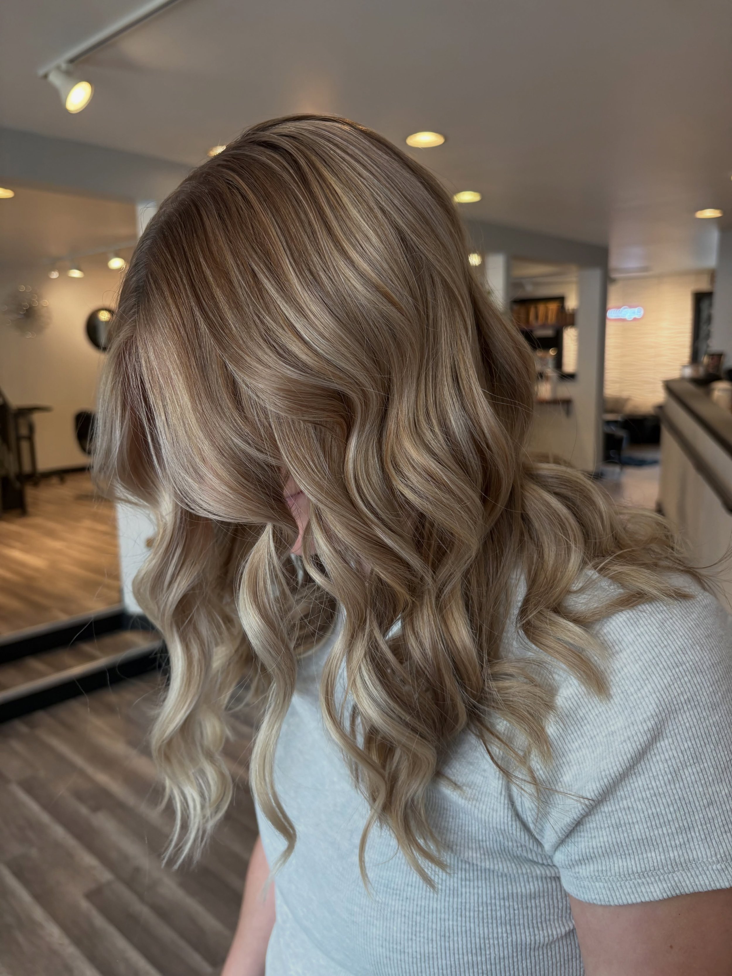 Beautiful lowlights created by Audrey! 🤩