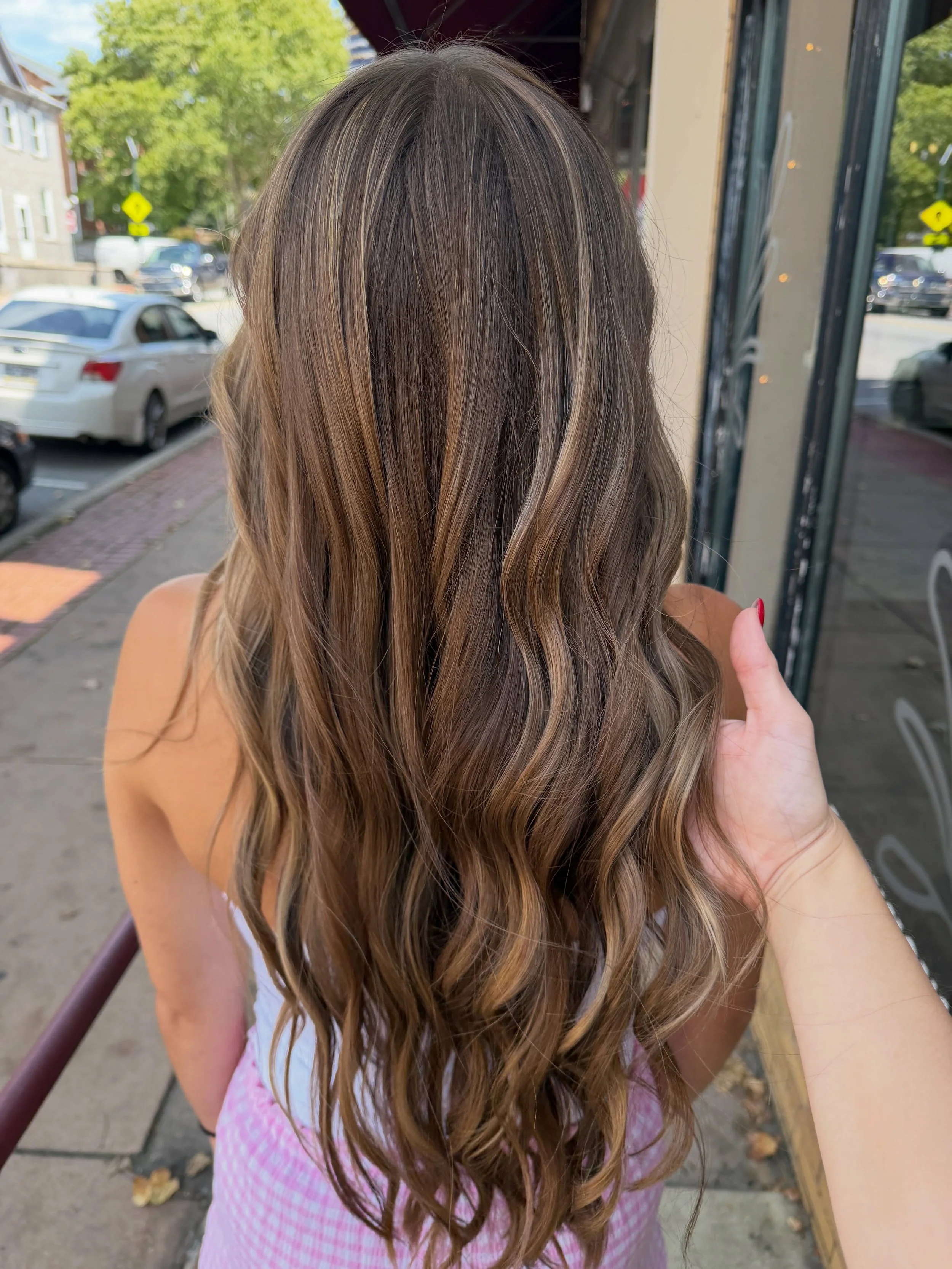 Soft dimension, rich tones + that effortless blend. 🤎✨
Janell has a way of creating color that feels natural, beautiful and completely wearable.

She has a few openings for color over the next few weeks- perfect timing if your fall hair is calling. 
