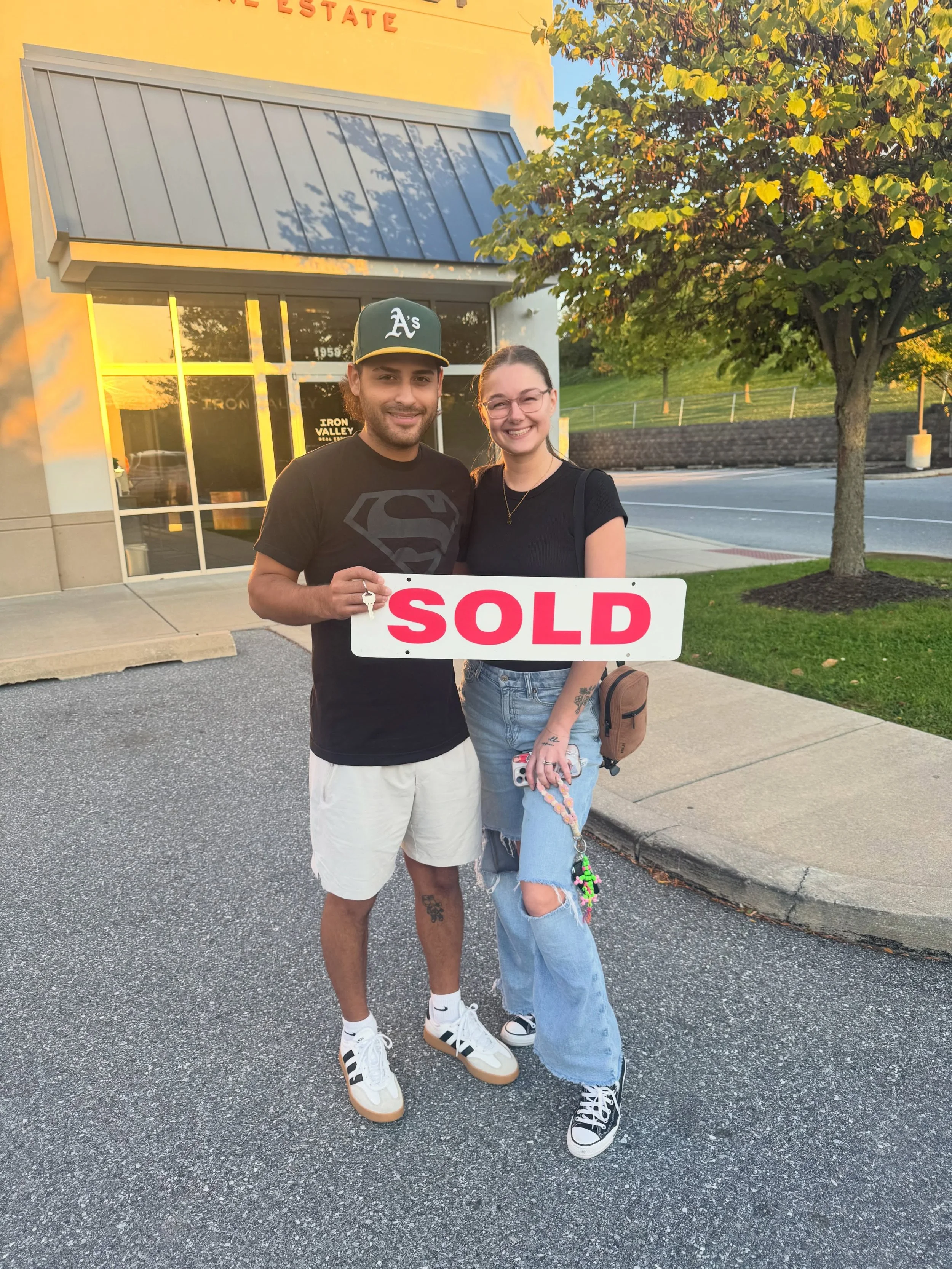 🏡 Big news for Ava! 🔑

There&rsquo;s something extra special about celebrating life&rsquo;s biggest milestones with the people we love! ❤️

A HUGE congratulations to Ava and Dan on purchasing their very first home! 🥂

We&rsquo;re so incredibly hap
