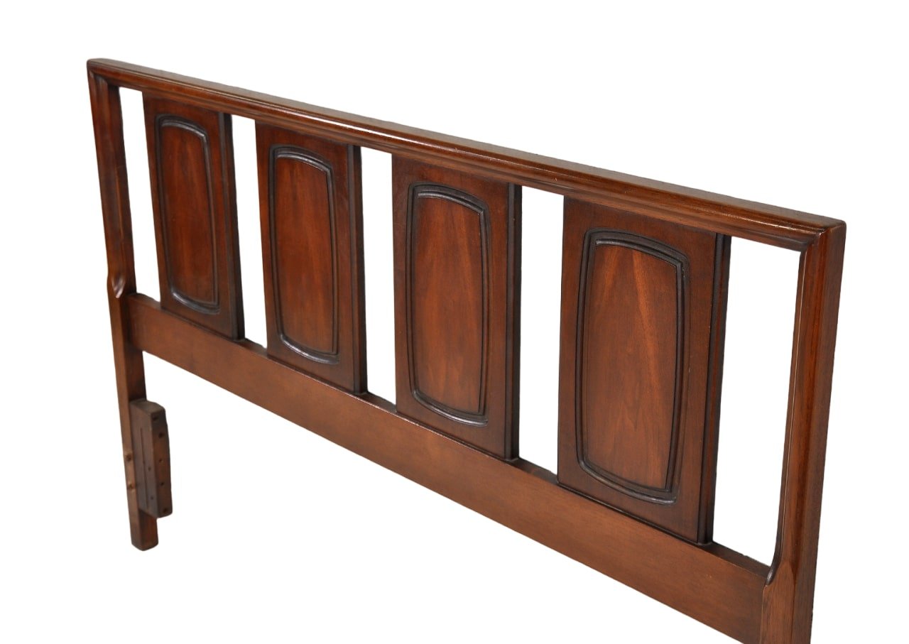Broyhill-Emphasis-Walnut-Headboard-Queen-Bed-3.jpeg