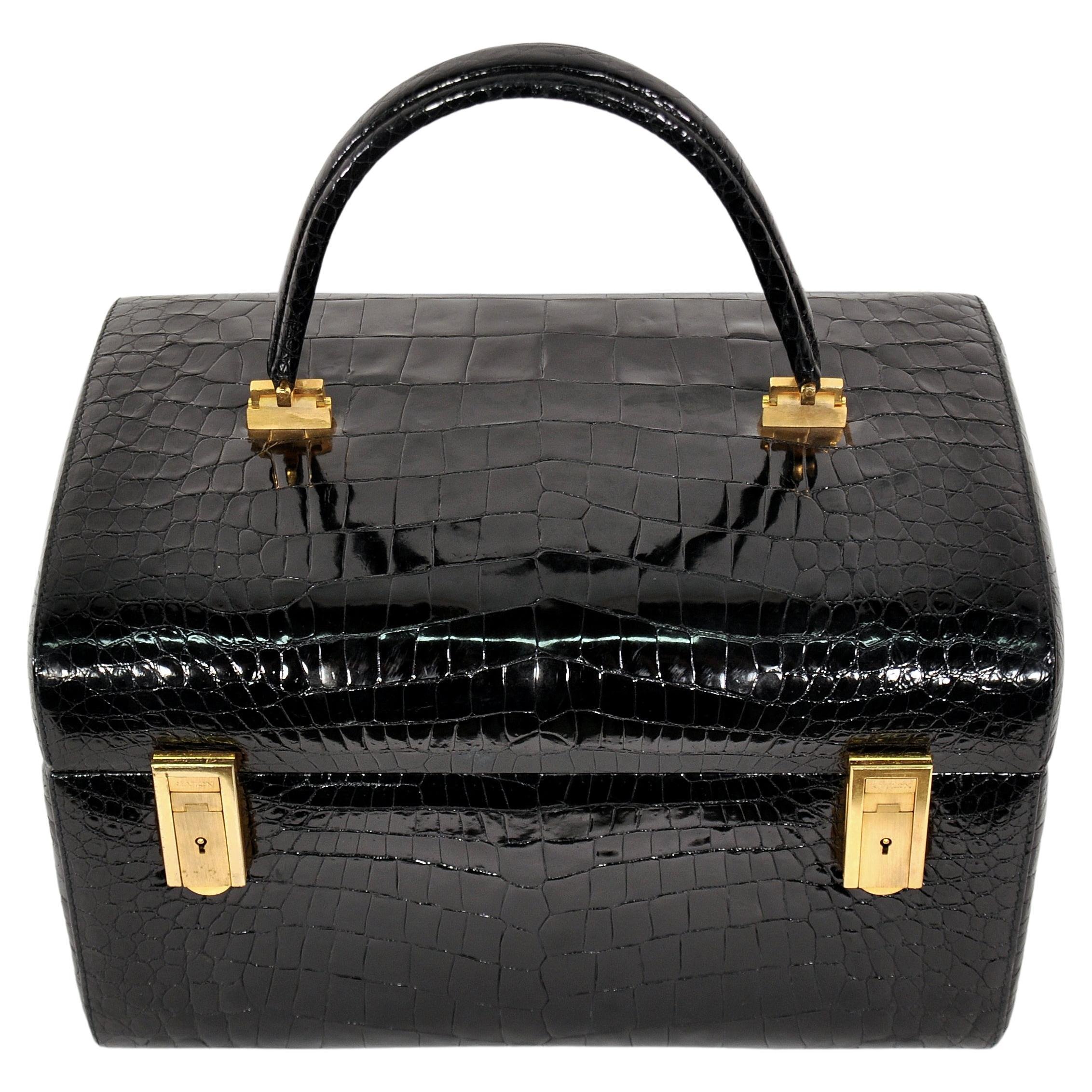 Revlon-Black-Crocodile-Train-Beauty-Case-11.jpeg