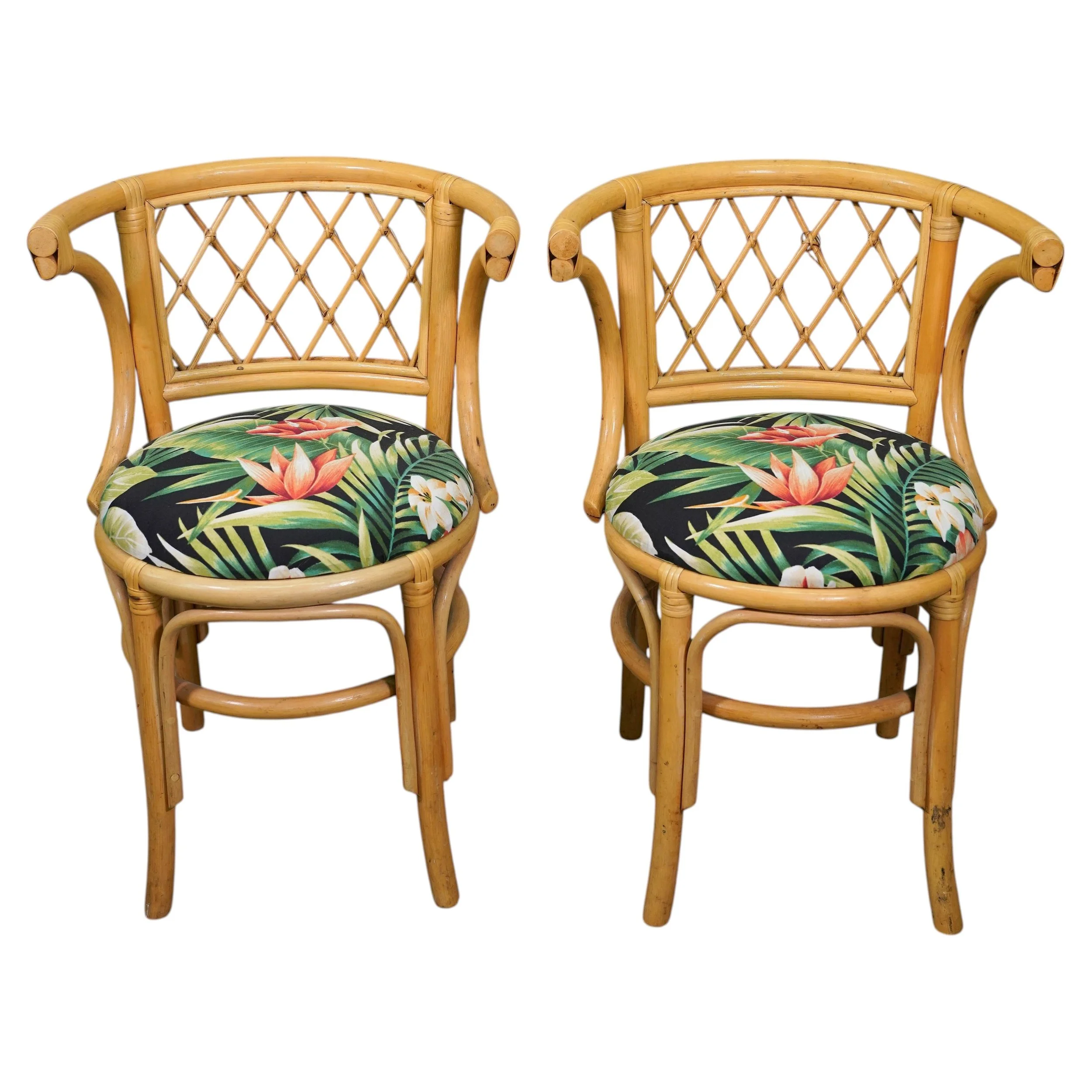 Rattan-Table-Chairs-Small-Patio-Set-20.jpg