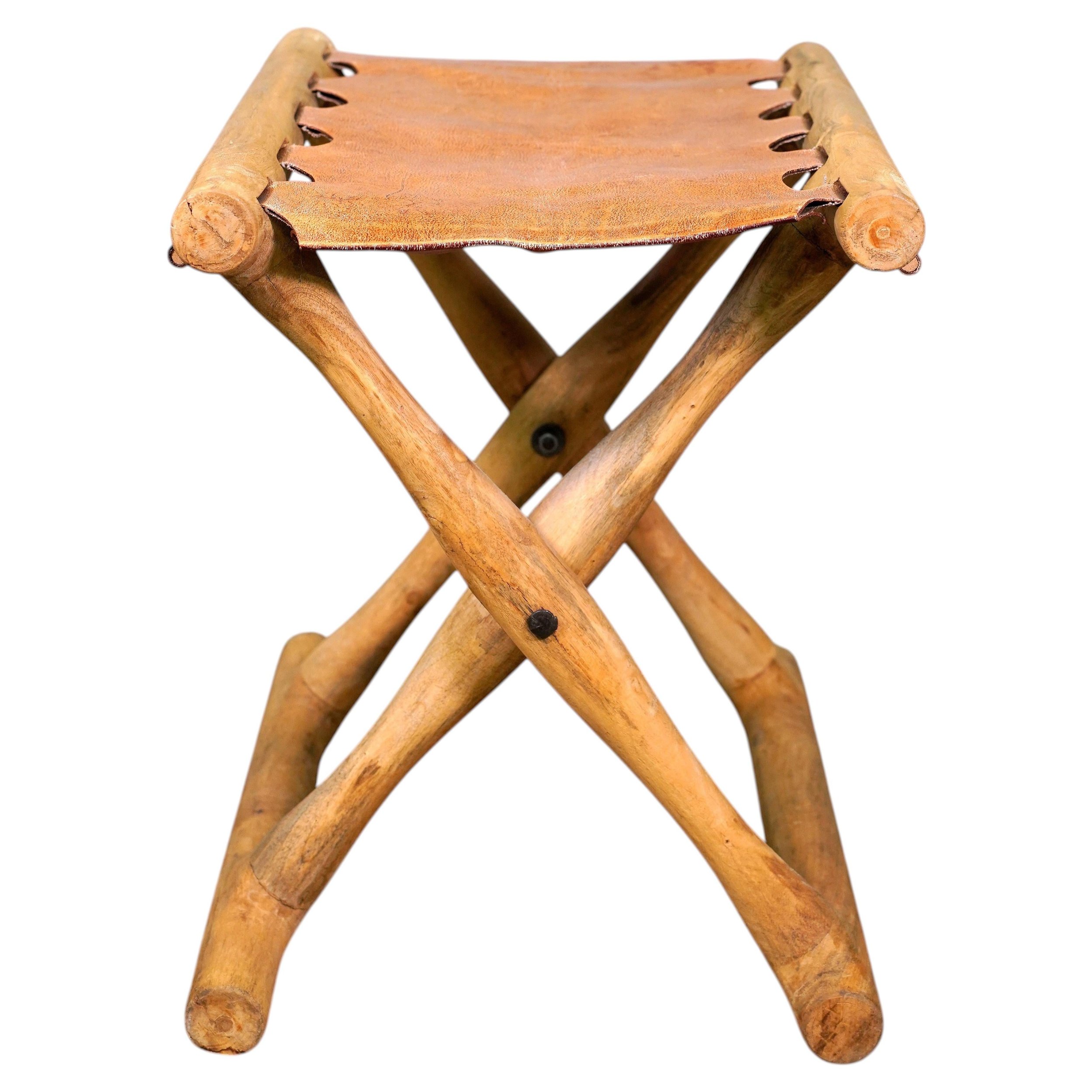 Poul-Hundevad-Gulhøj-Oak-Leather-Folding-Stool-12.jpg