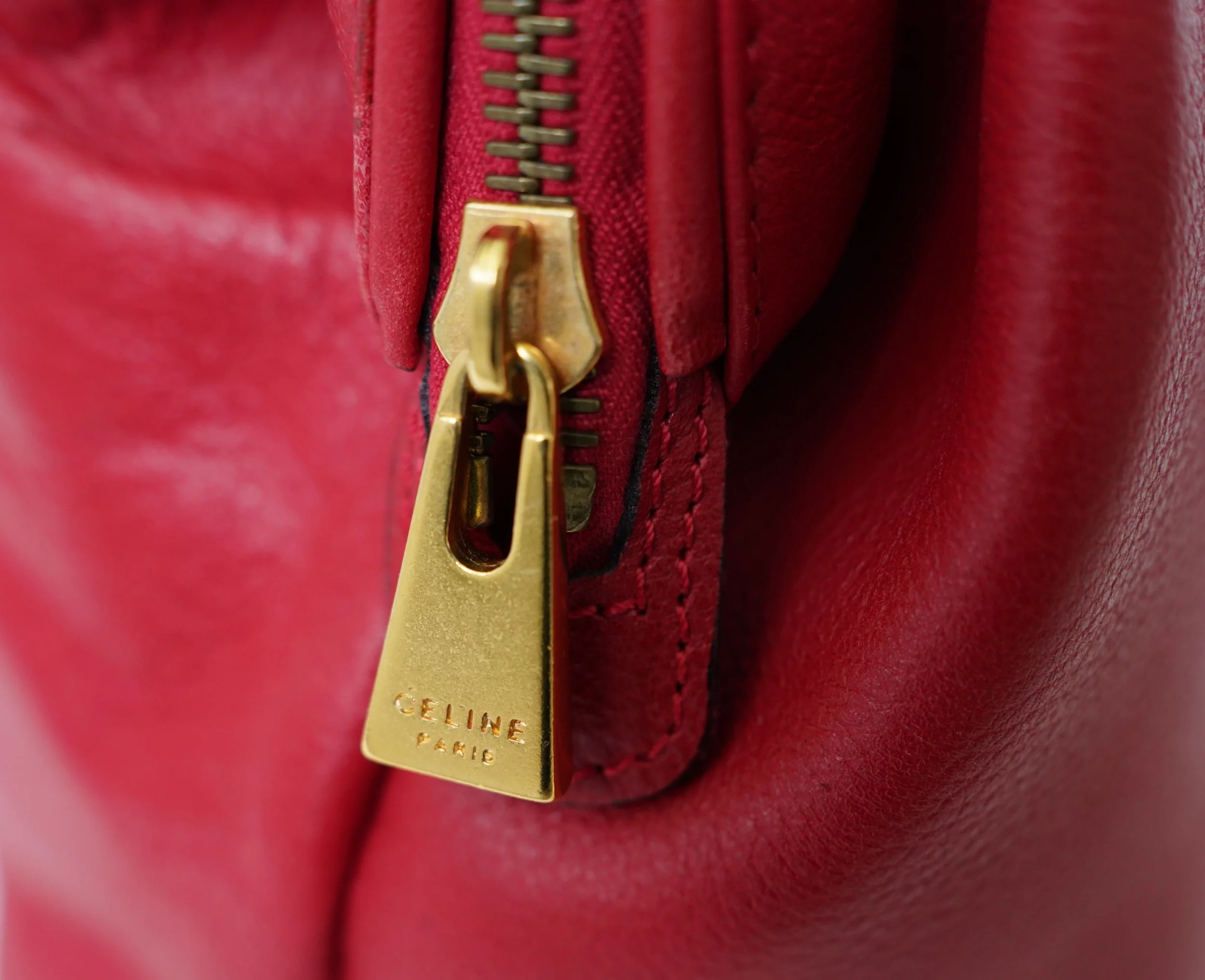 Celine-Toiletry-Case-Red-Leather-Gold-Clutch-Second-Bag-12.JPG