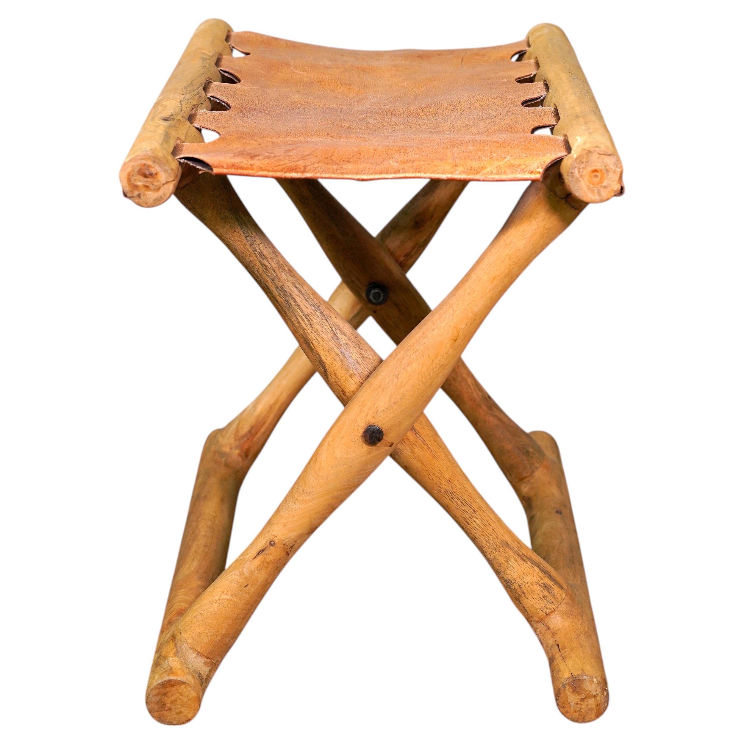 Poul-Hundevad-Gulhøj-Oak-Leather-Folding-Stool-16.jpg