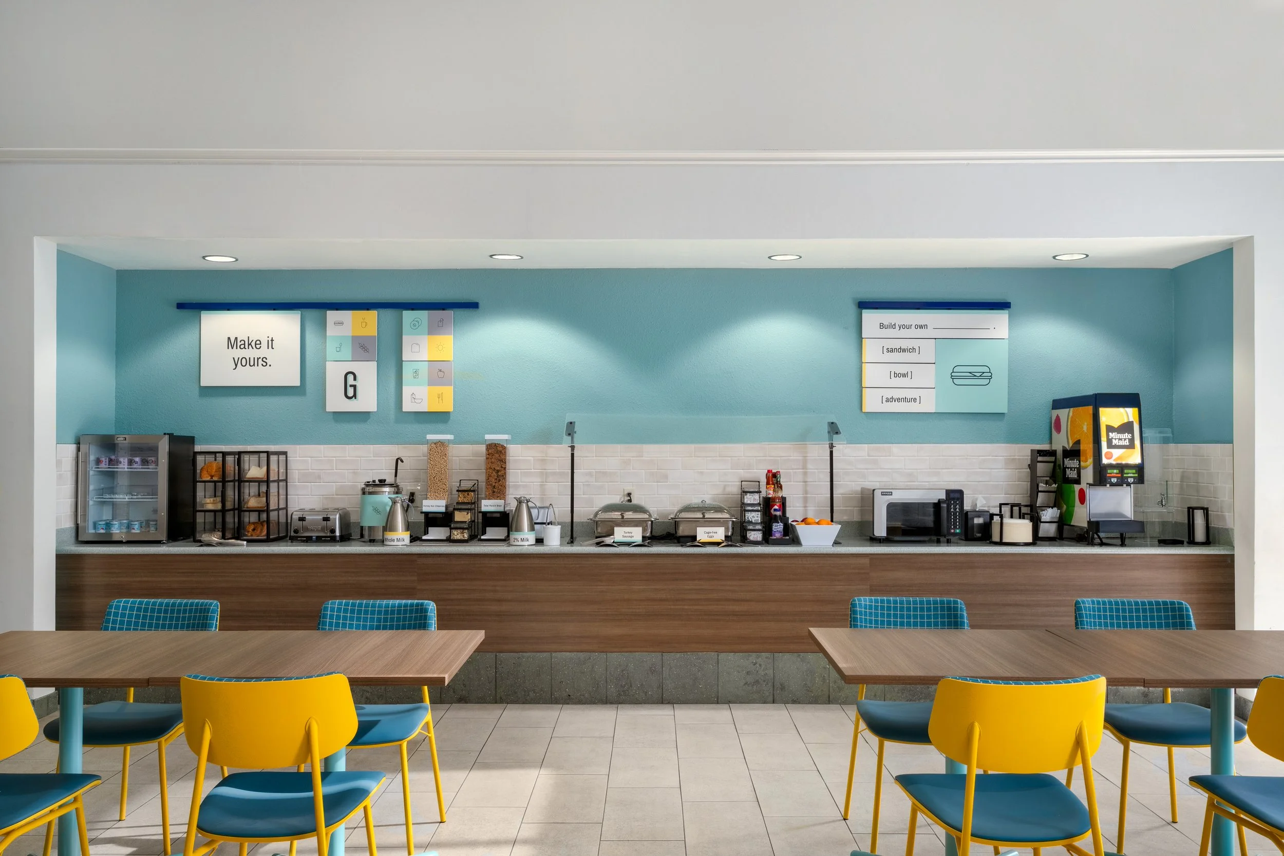 Breakfast Area 1.jpg