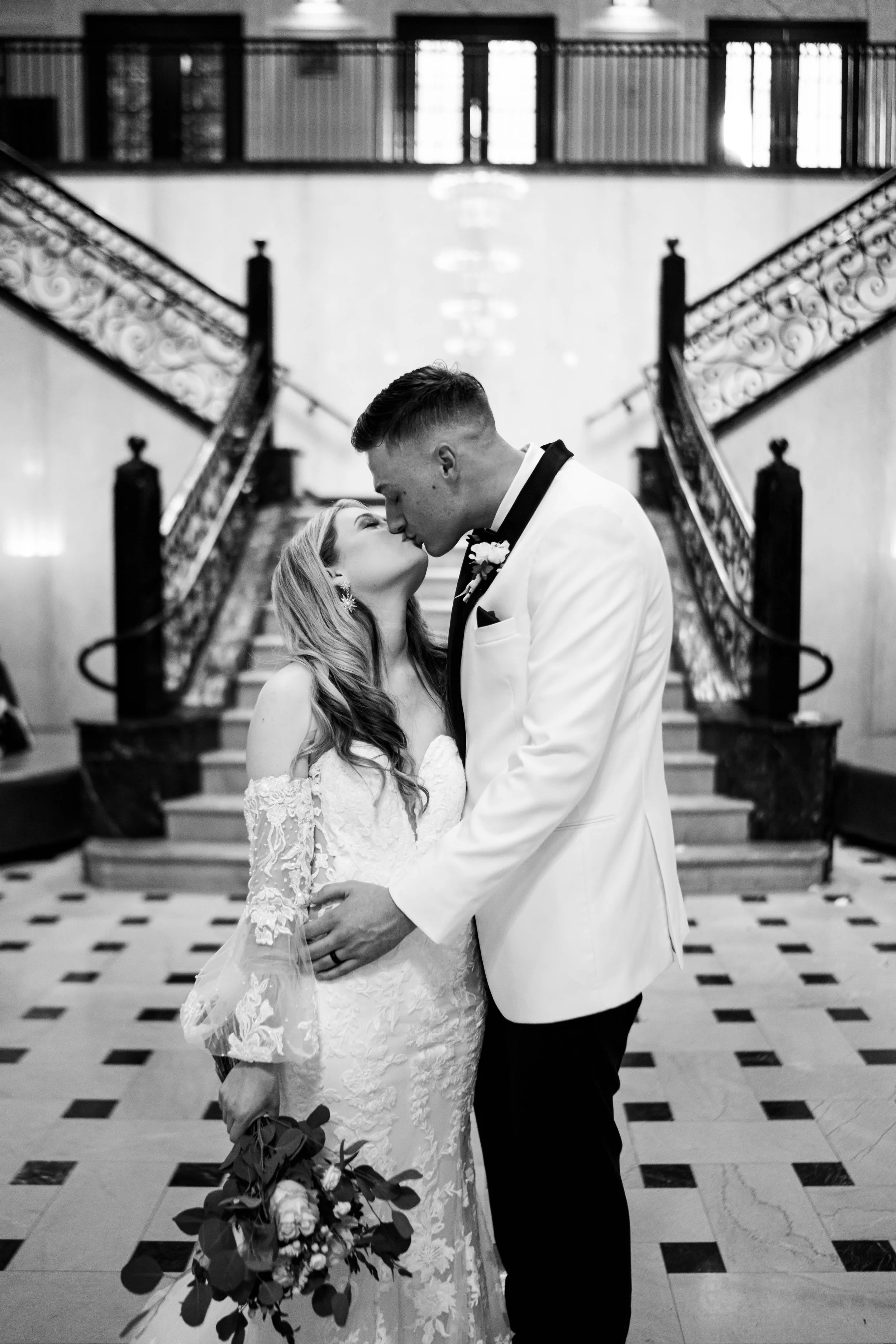 wedding photography services tulsa