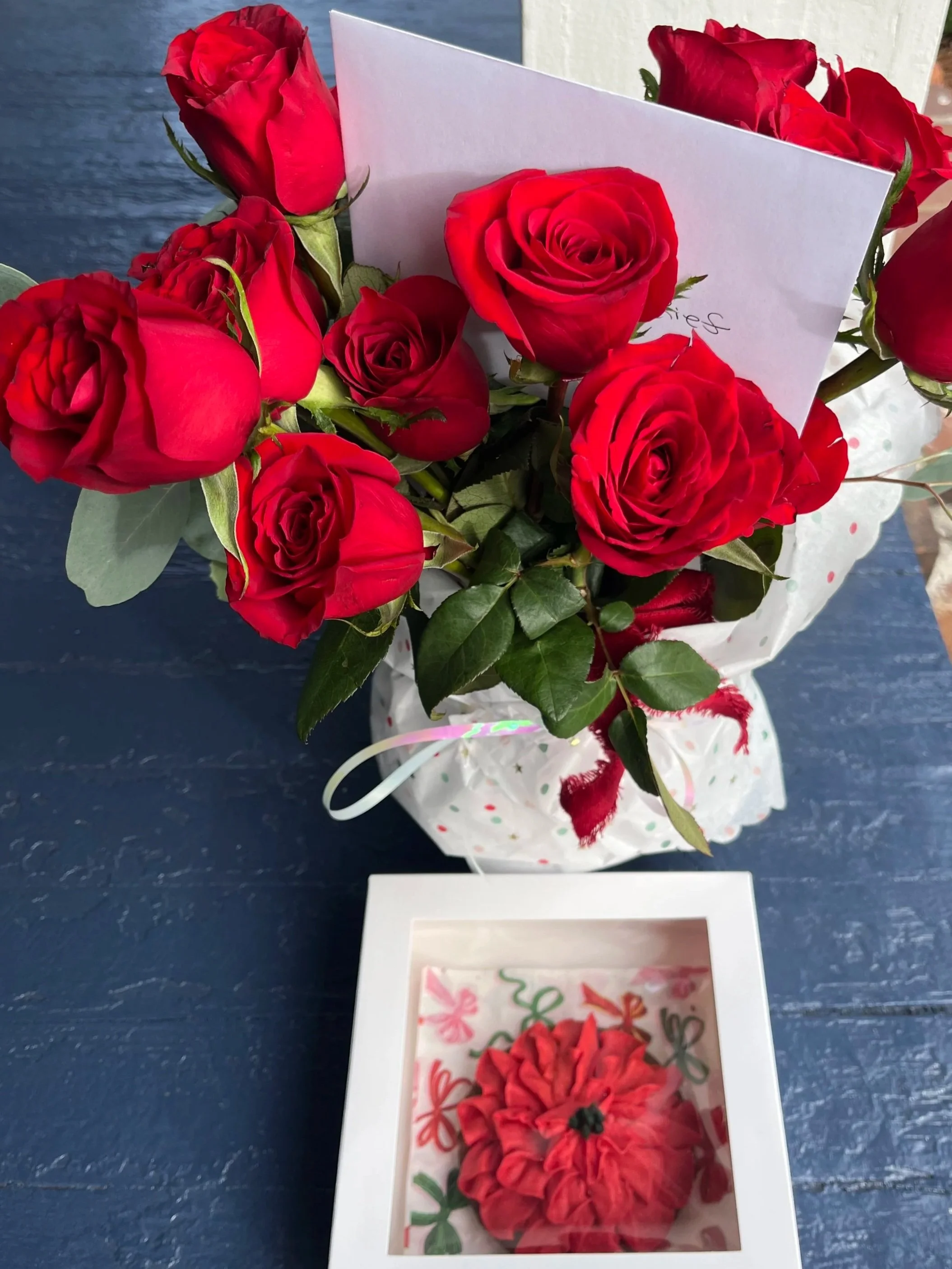 Valentine's Day Pre-Order - Red Roses and Flower Cookie