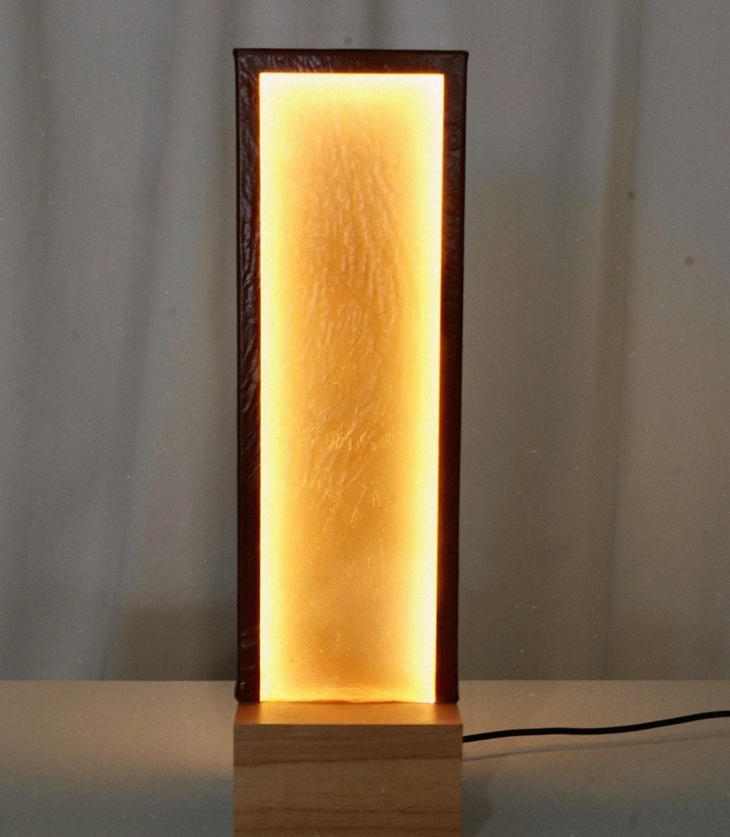 SCOBY 003
Membrane Tensions SCOBY lamp collection 

Bacterial cellulose, wood, metal, LED

#membranetensions #scobylamp #bacterialcellulose #biomaterials #biodesign #kombucha