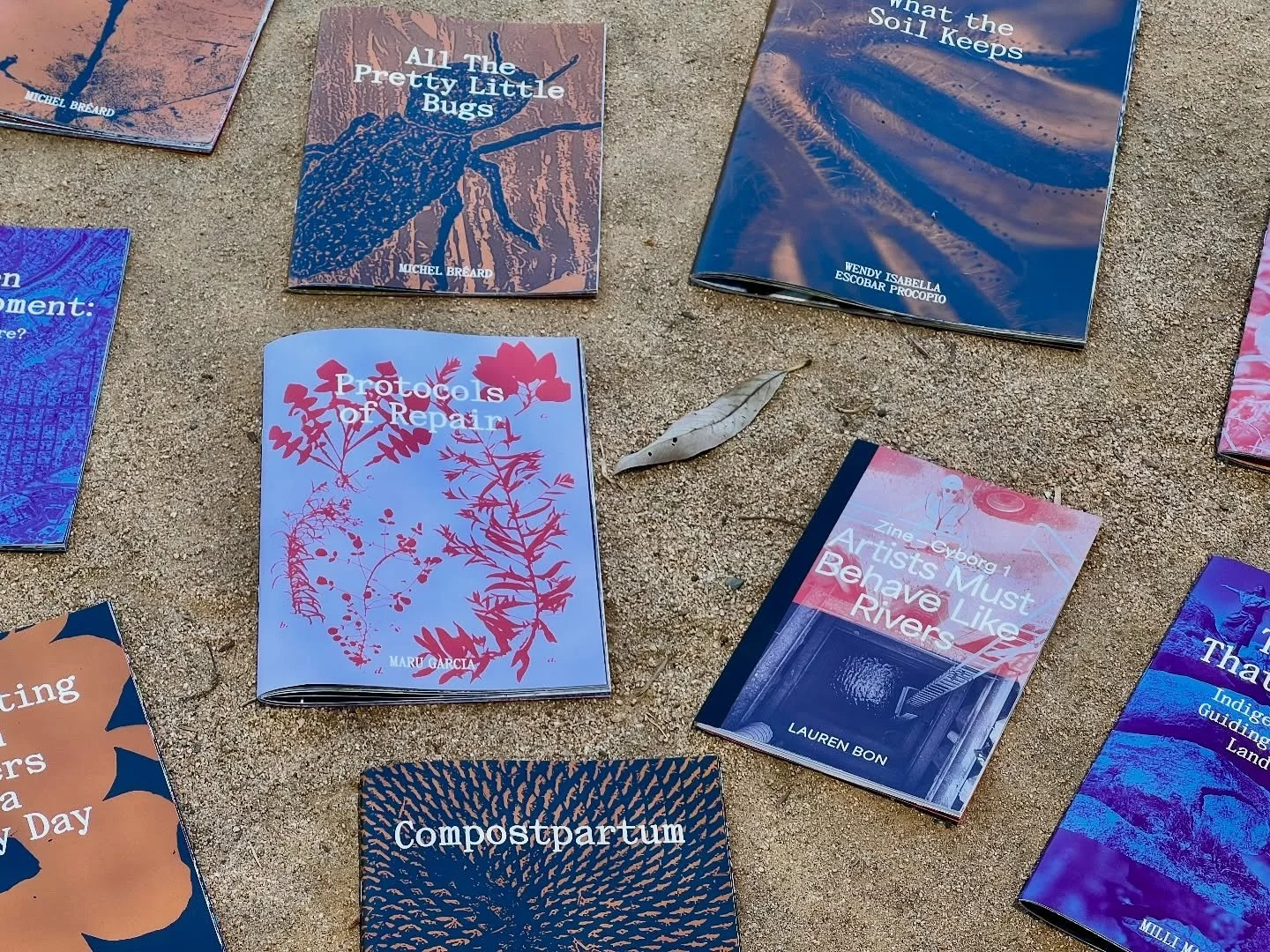 I'm excited to share this collection of zines created by the Farmlab team at @metabolicstudio led by @laurenmetropolis.

The zines explore relational inquiries: clay as a medium of connection, Indigenous knowledge guiding land and water healing, and 