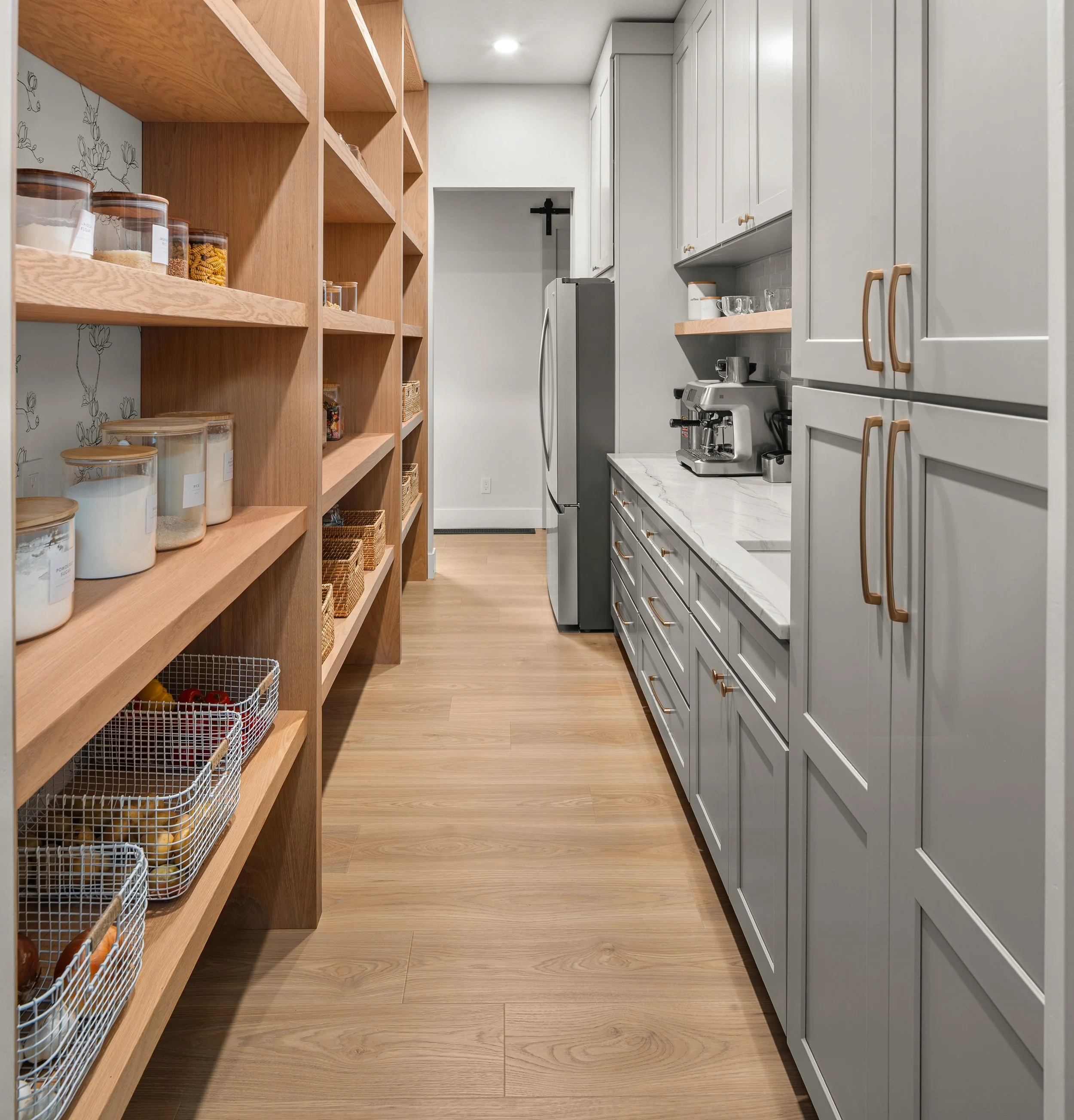 025-7115 S Plymouth Rd-023.jpg