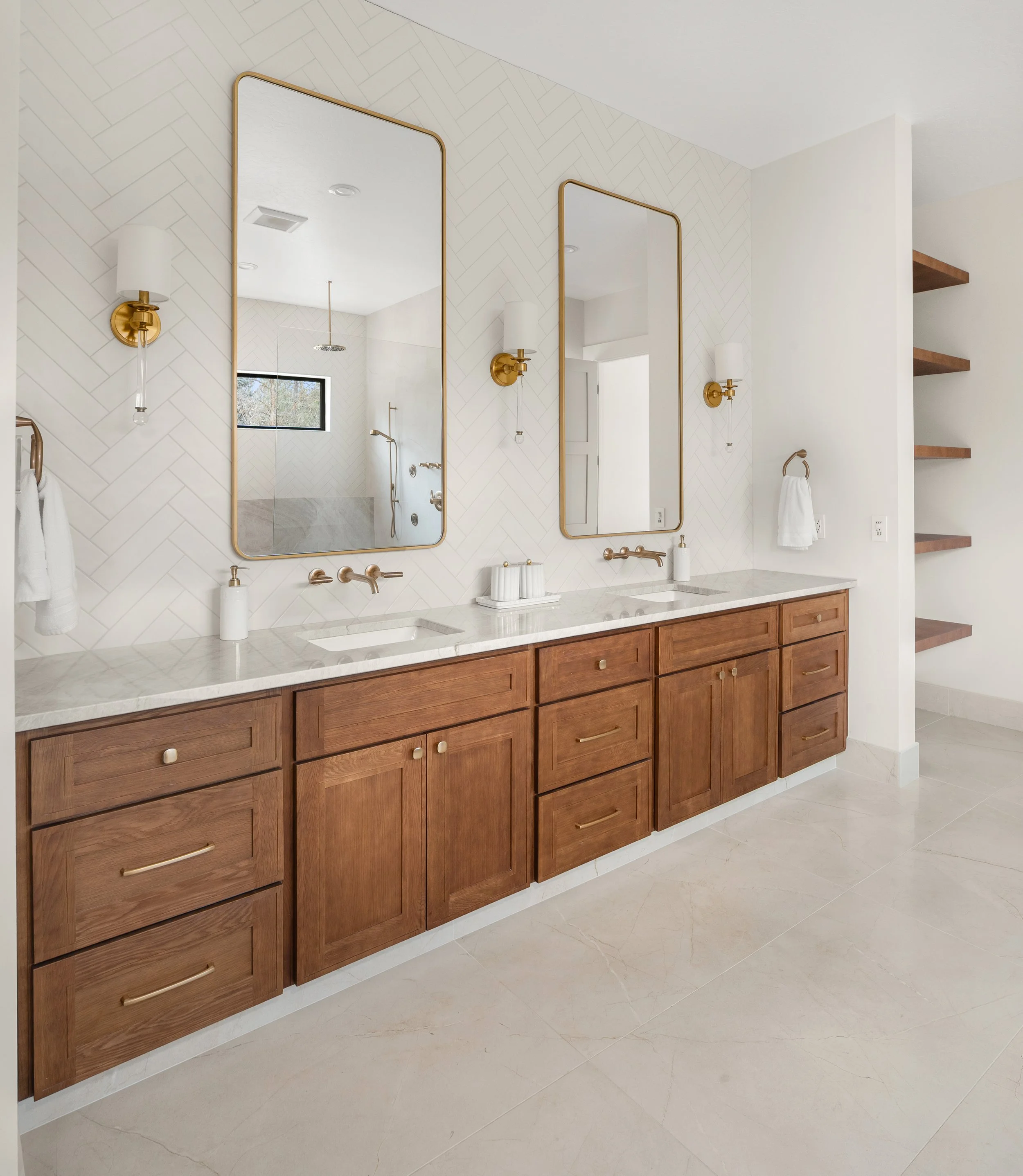 044-7115 S Plymouth Rd-040.jpg