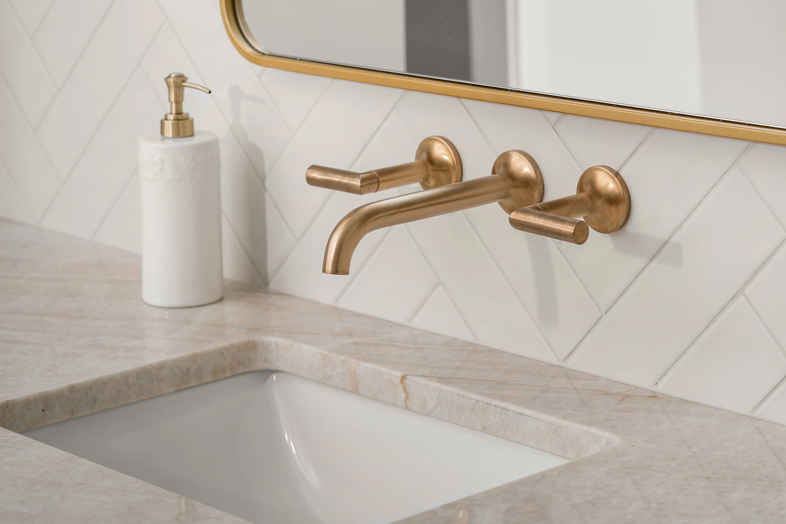 047-7115 S Plymouth Rd-043.jpg