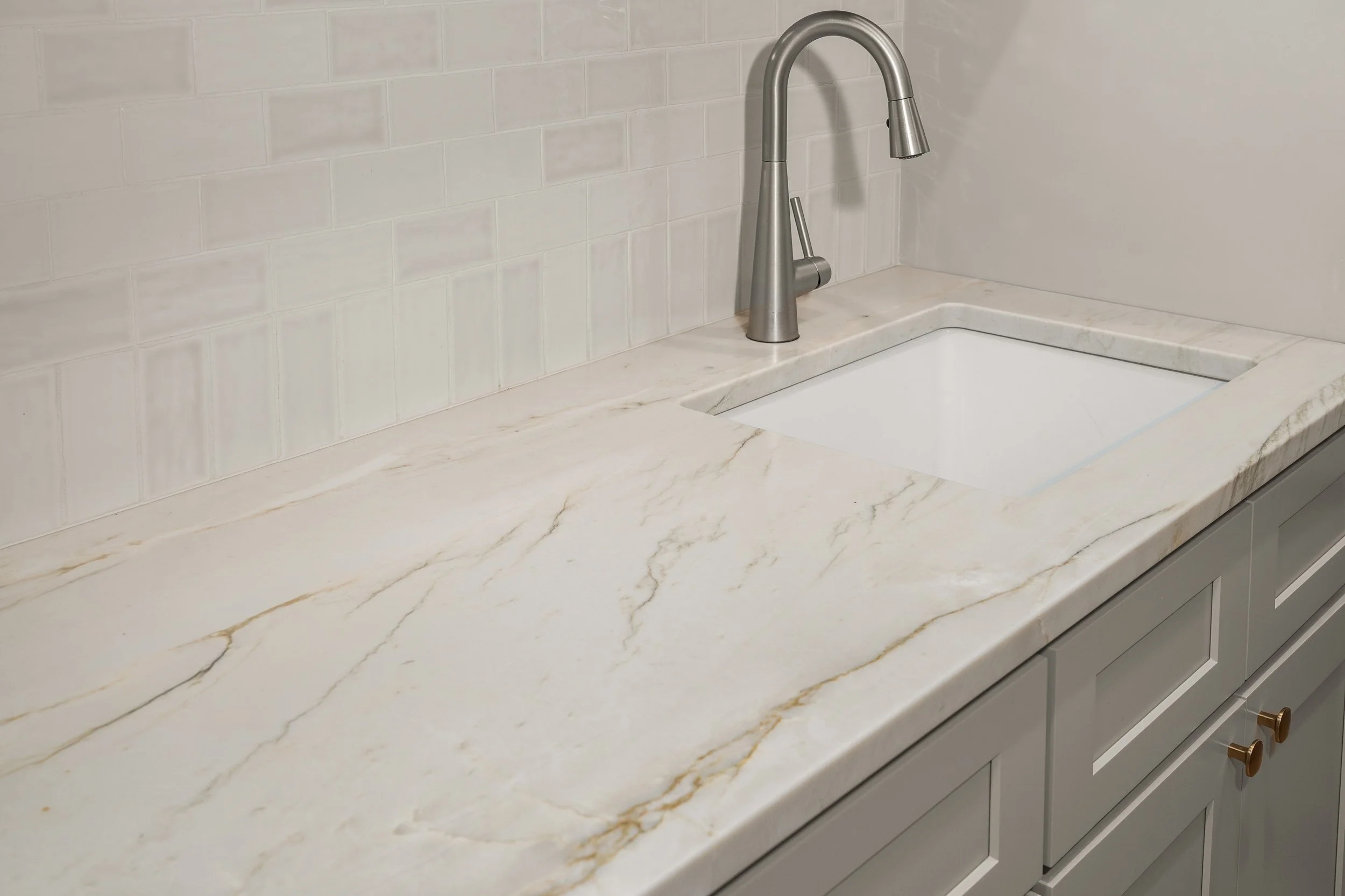 033-7115 S Plymouth Rd-029.jpg