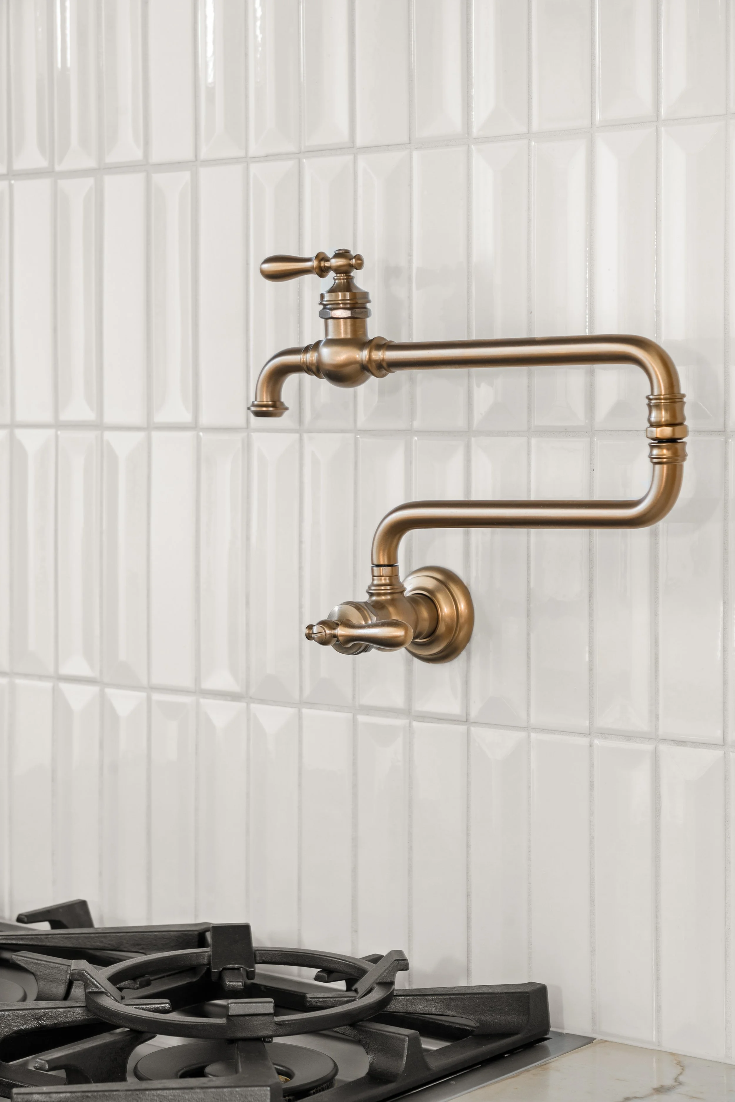 012-7115 S Plymouth Rd-012.jpg