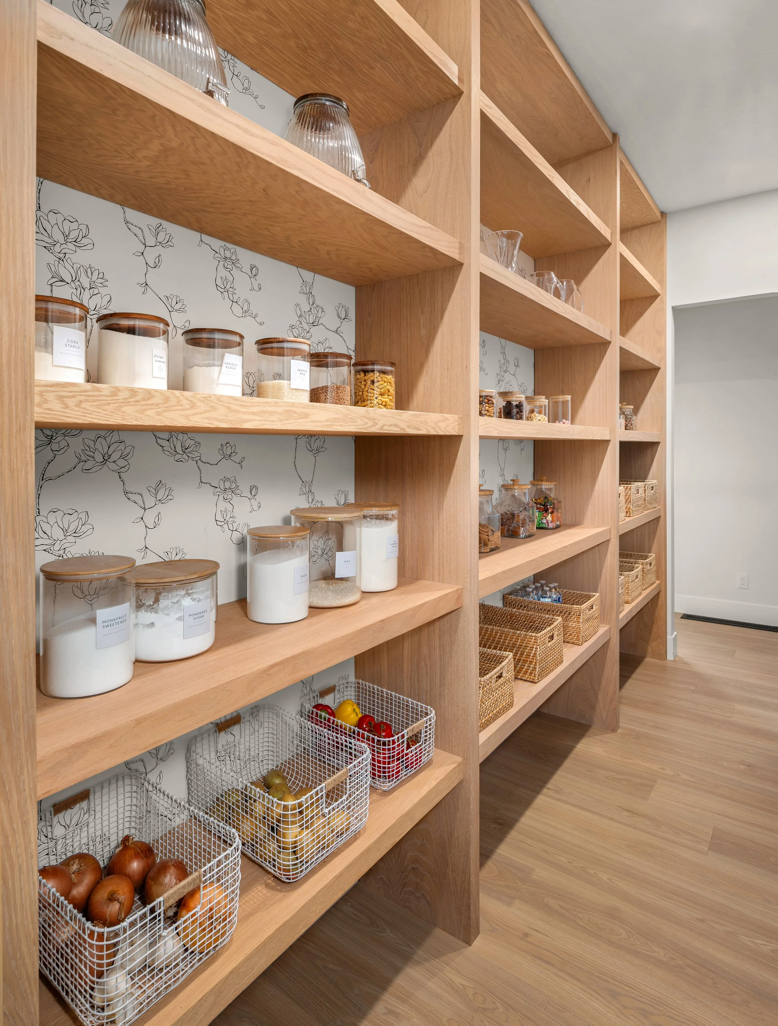 028-7115 S Plymouth Rd-025.jpg