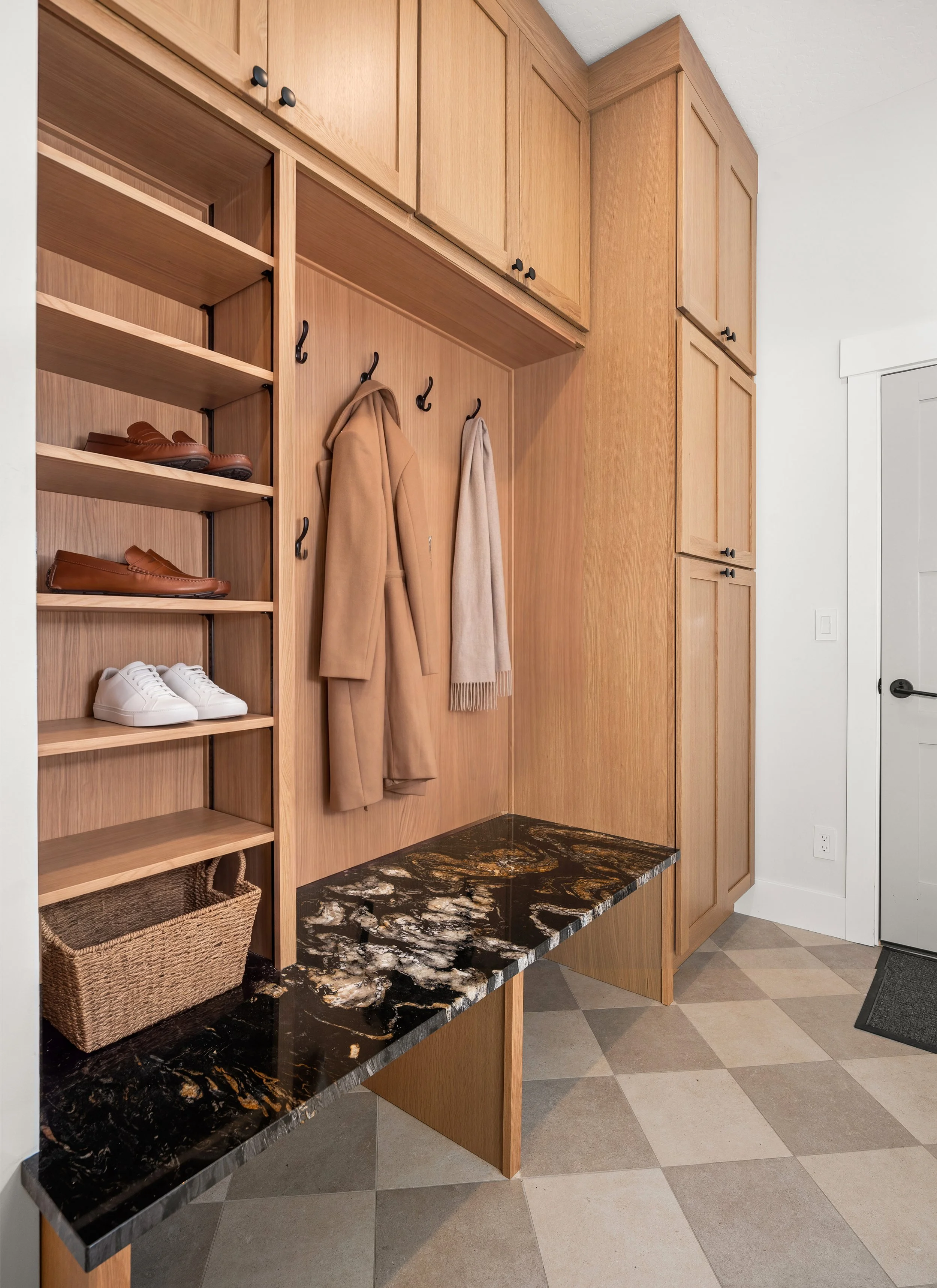 099-7115 S Plymouth Rd-094-2.jpg