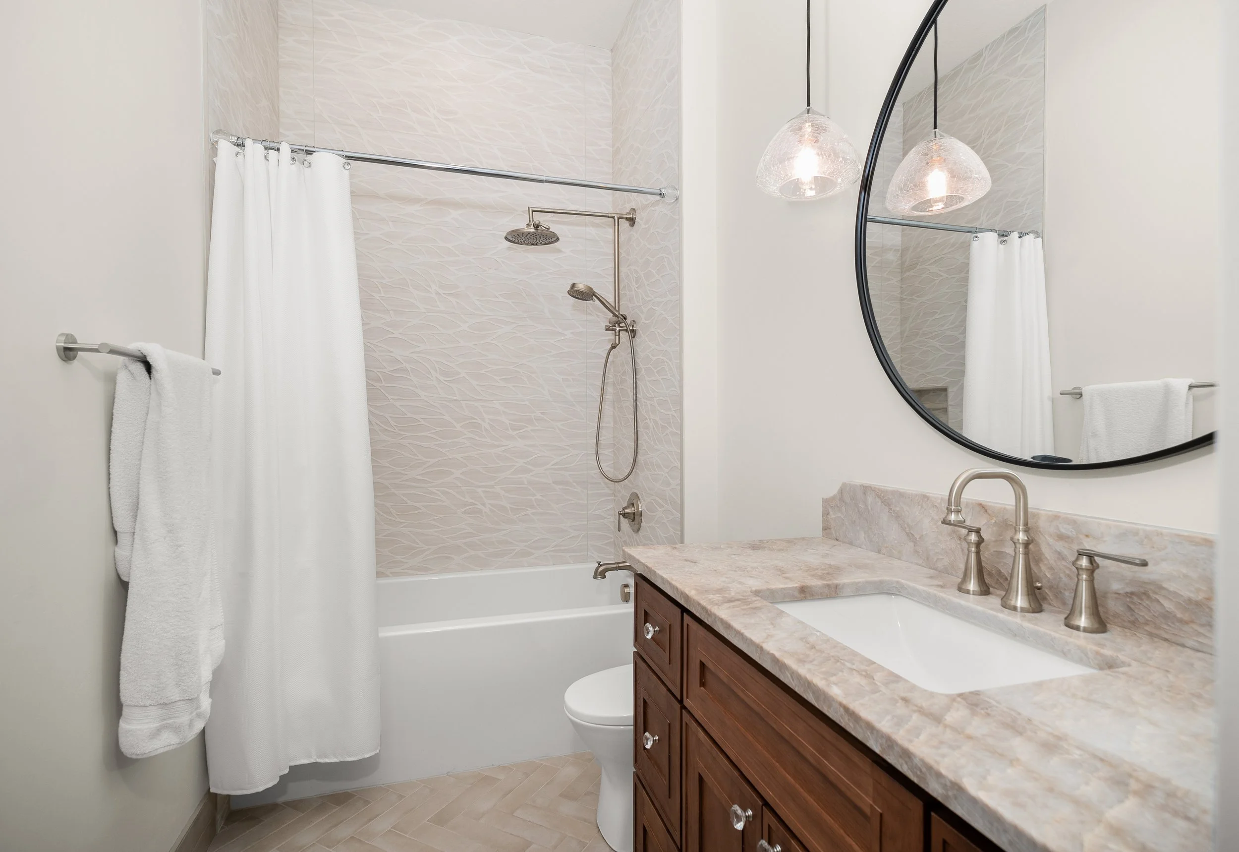 092-7115 S Plymouth Rd-088.jpg