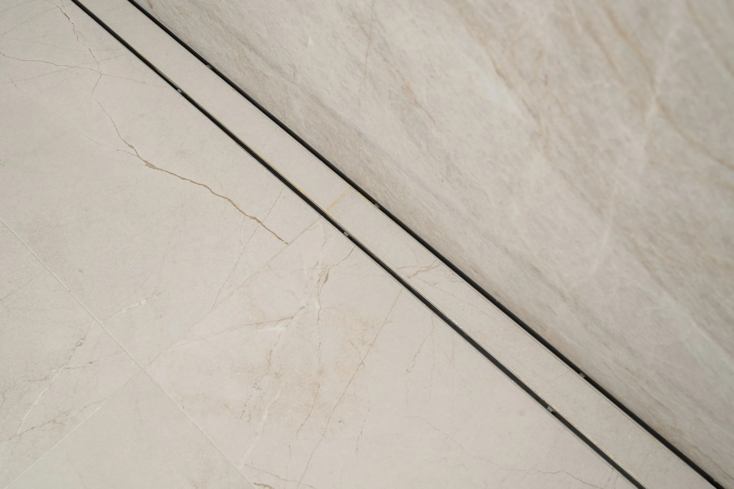 063-7115 S Plymouth Rd-059.jpg