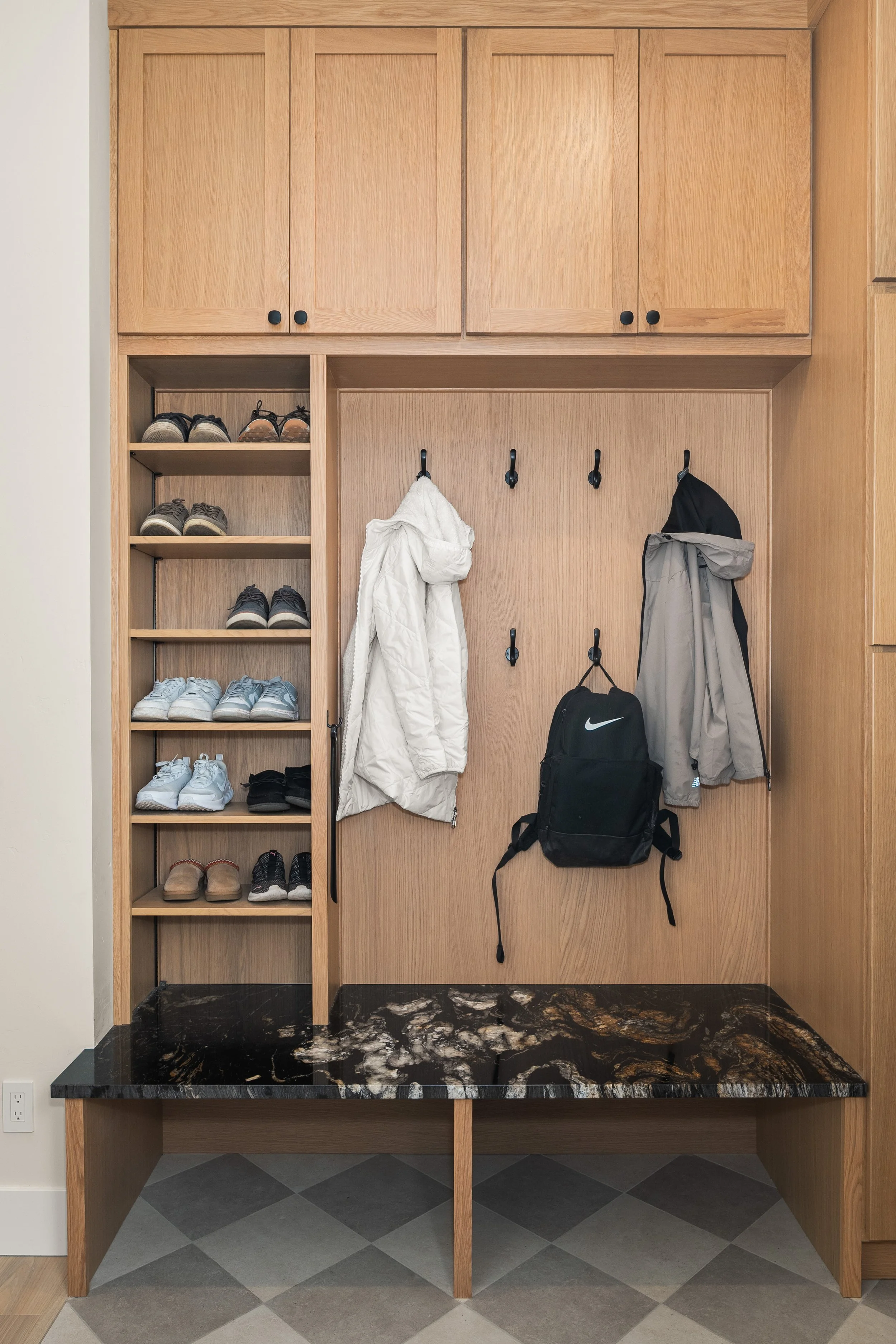 100-7115 S Plymouth Rd-095.jpg