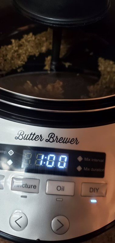 LaWann s Famous Infused Sweet Potato Pie A Butter Brewer Review Written by LaWann Stribling Fat Nugs Magazine