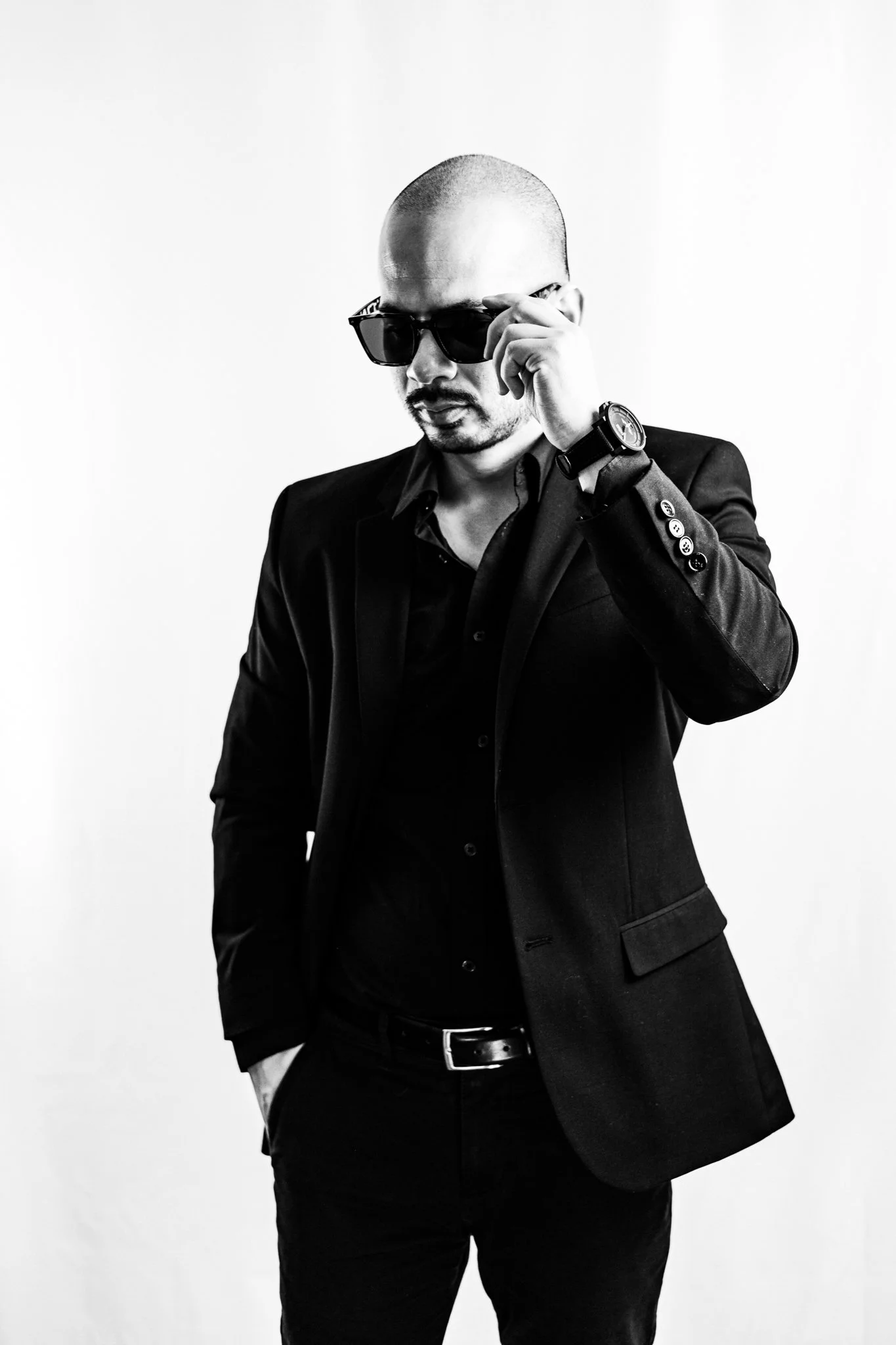 Studio Portrait
Black & White
Edited: Lightroom