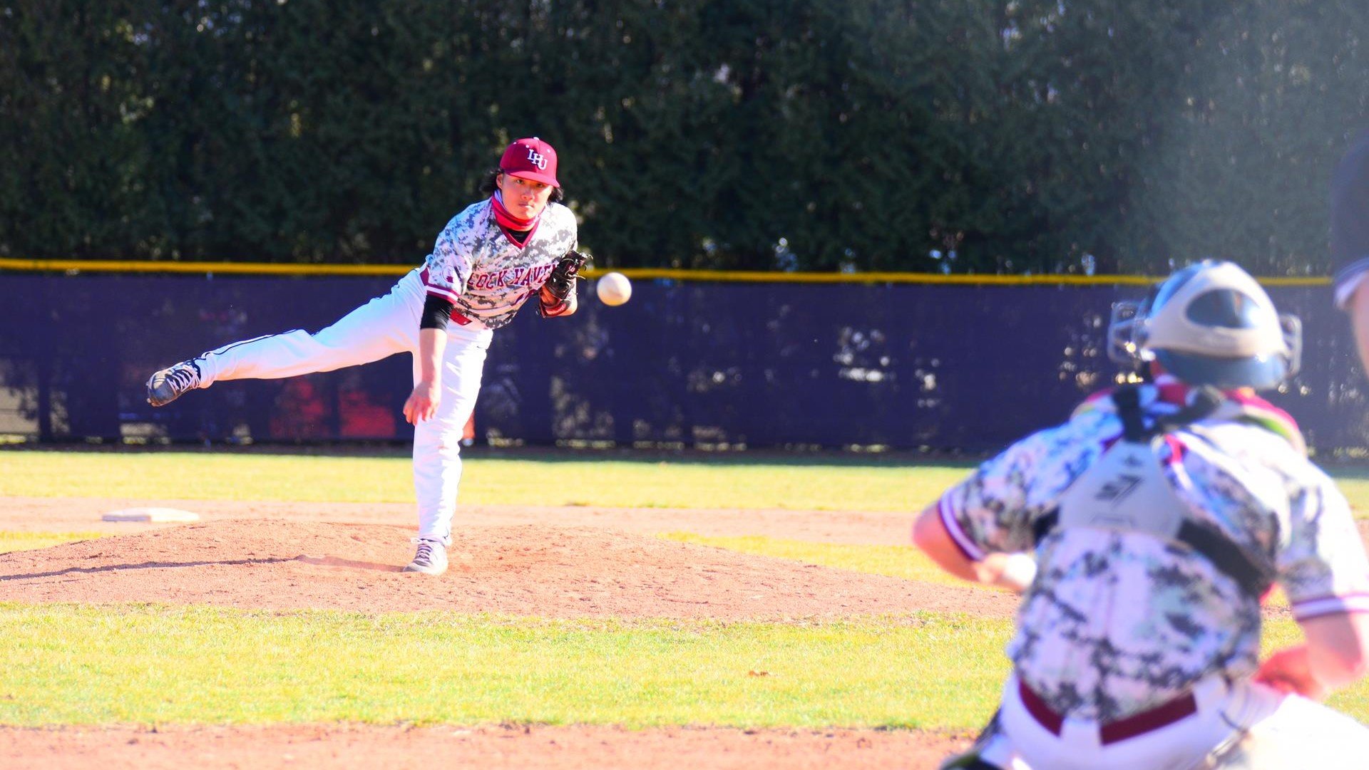 Keller Pitching.jpeg