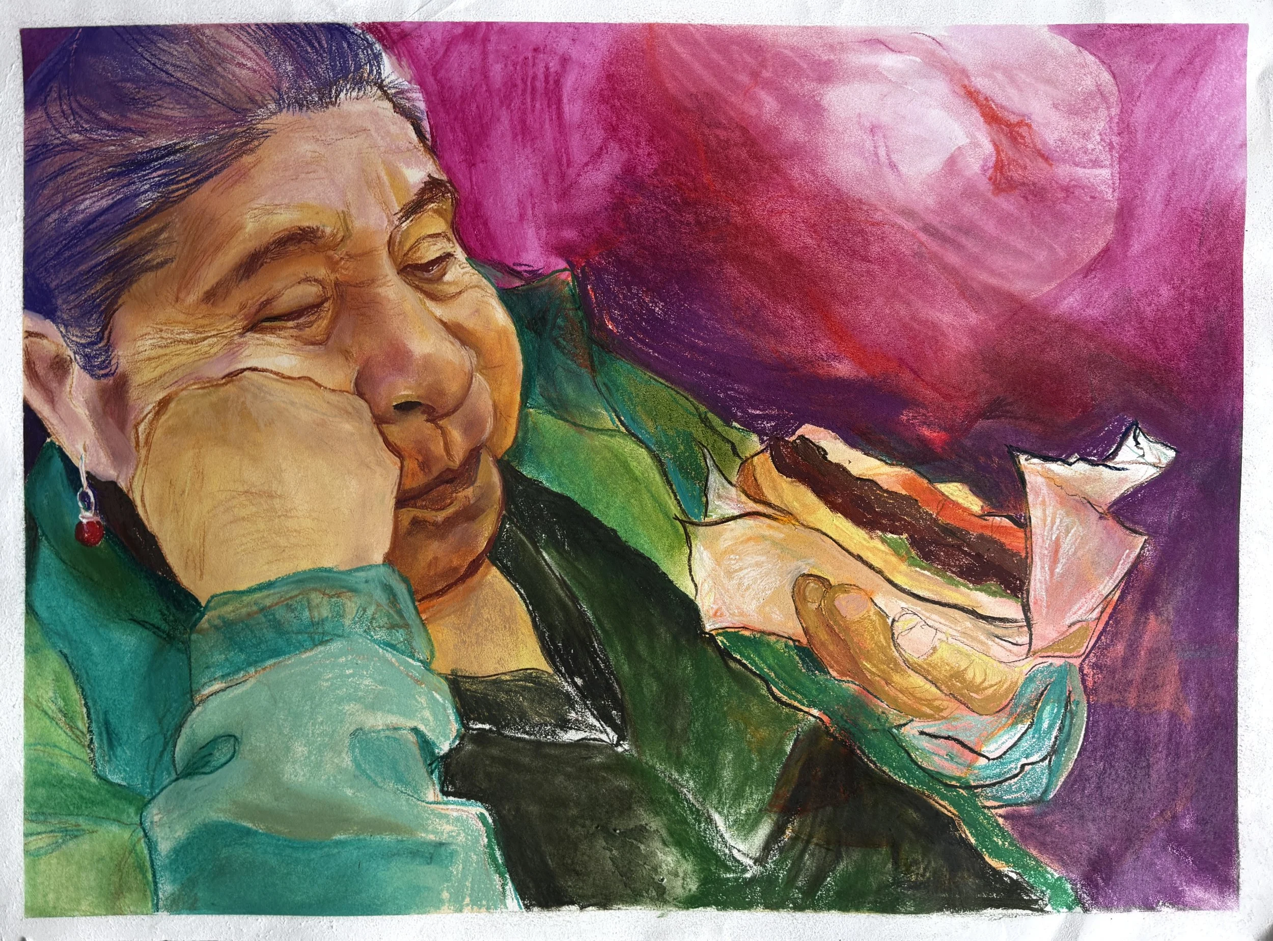 Abuelita con Hamburguesa.JPG