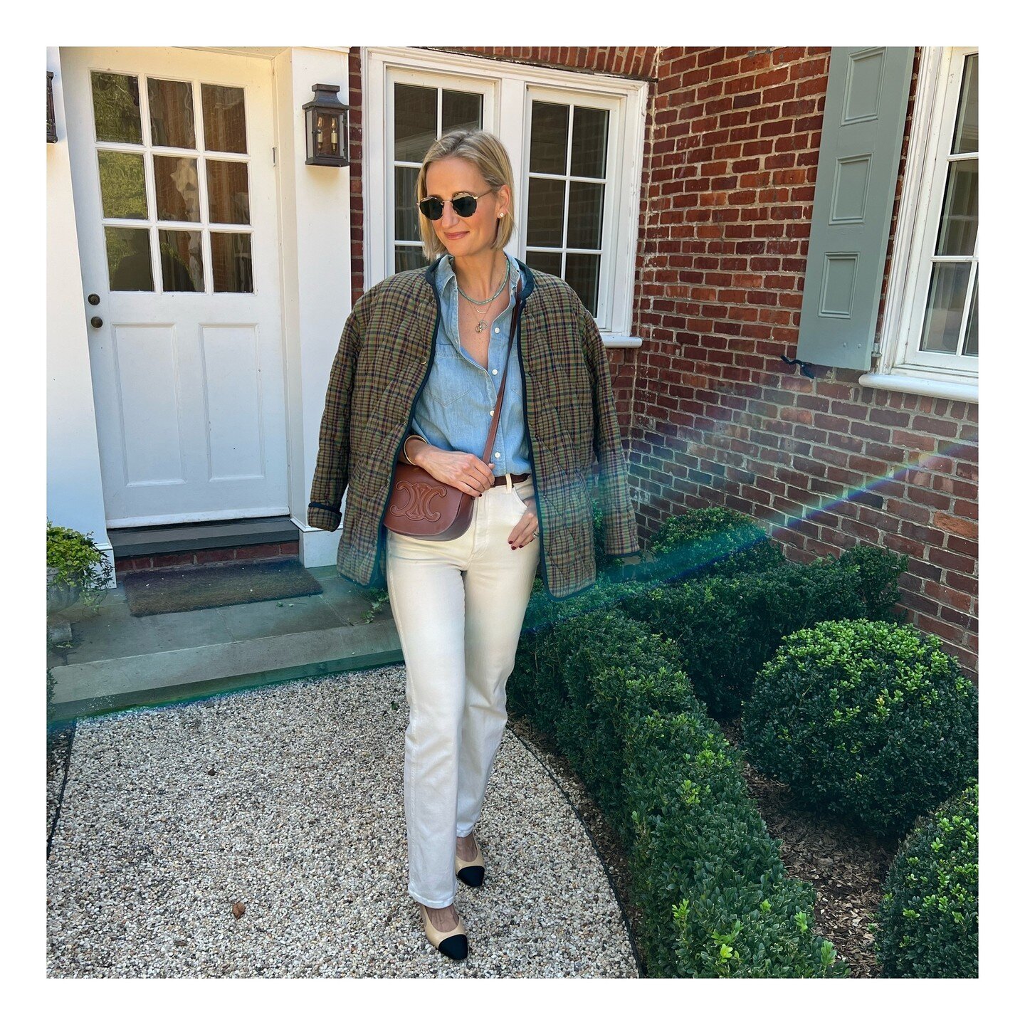 I love the idea of having a &ldquo;capsule&rdquo; wardrobe- sticking to pieces and silhouettes that work for your body and feel comfortable. My go to is always a button down and great fitting jeans. It&rsquo;s easy to dress it up with a great shoe an