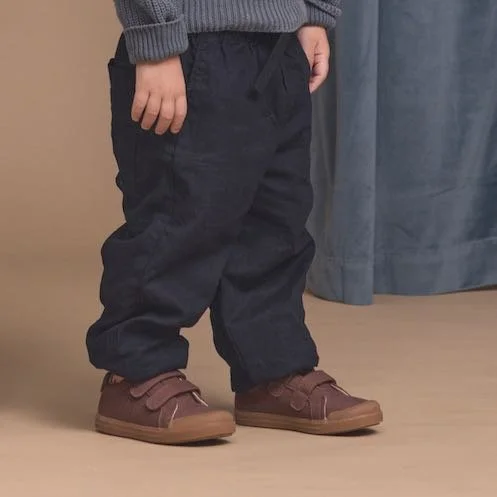PRETTY-BRAVE-AW26-Big-Kids-Otto-Canvas-Chocolate-Campaign-b-WEB-JPG.jpg