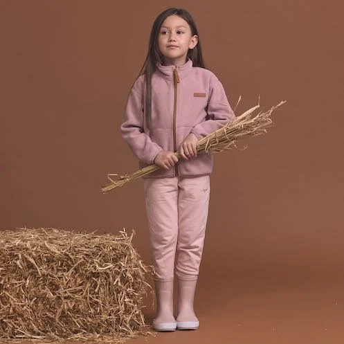 CRYWOLF-AW26-Lightweight-Fleece-Pink-Rose-a-WEB-JPG.jpg