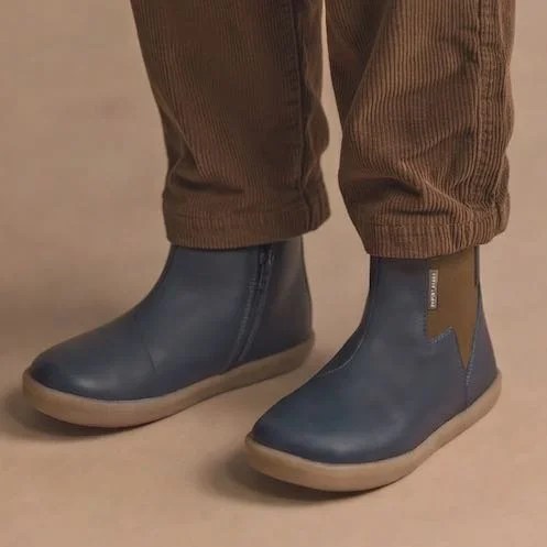 PRETTY-BRAVE-AW26-Big-Kids-Electric-Boot-Indigo-Campaign-a-WEB-JPG.jpg