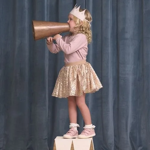PRETTY-BRAVE-AW26-Big-Kids-Otto-Canvas-Blush-Campaign-c-WEB-JPG.jpg