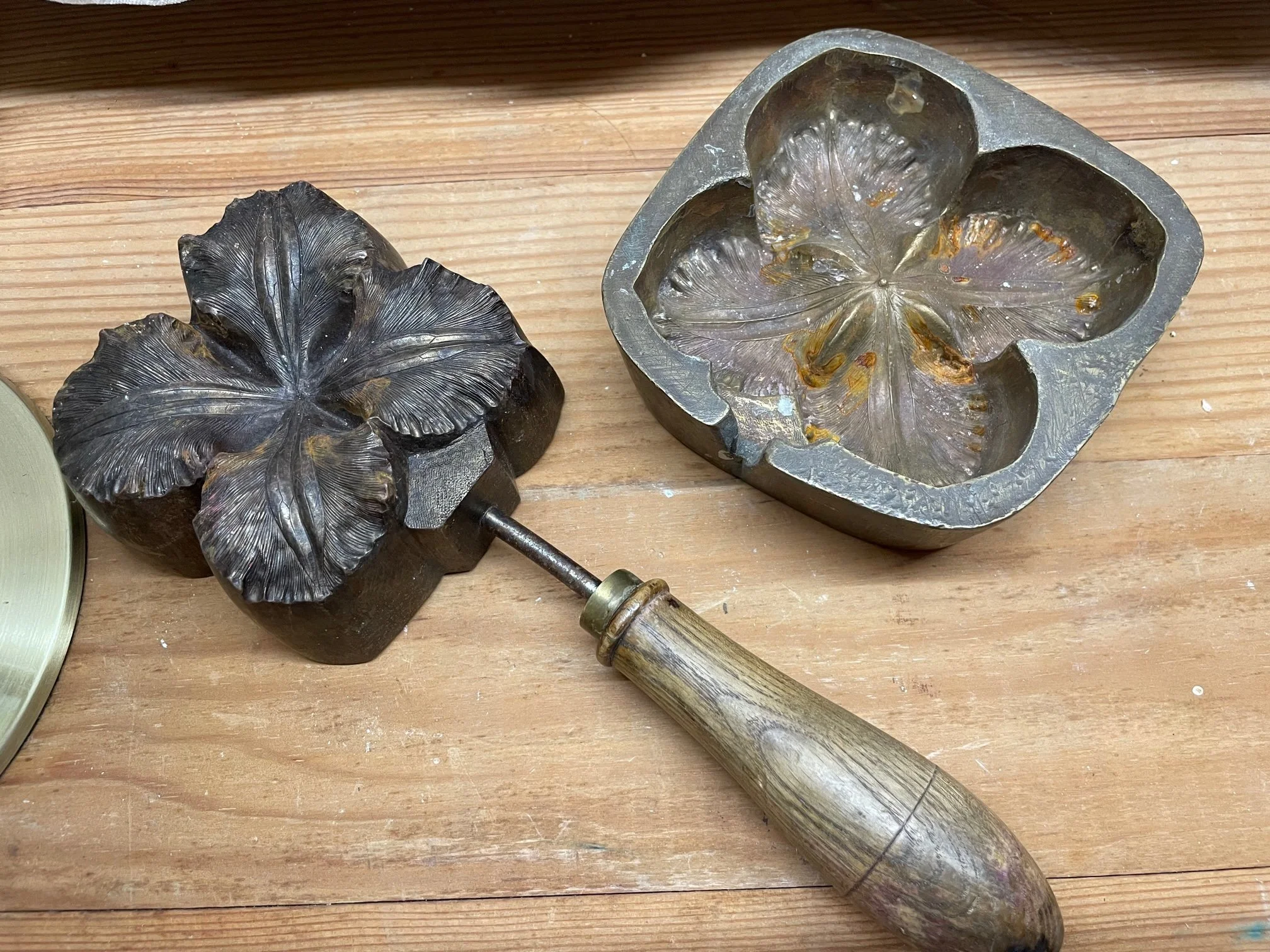 Moule pour fleur en tissu