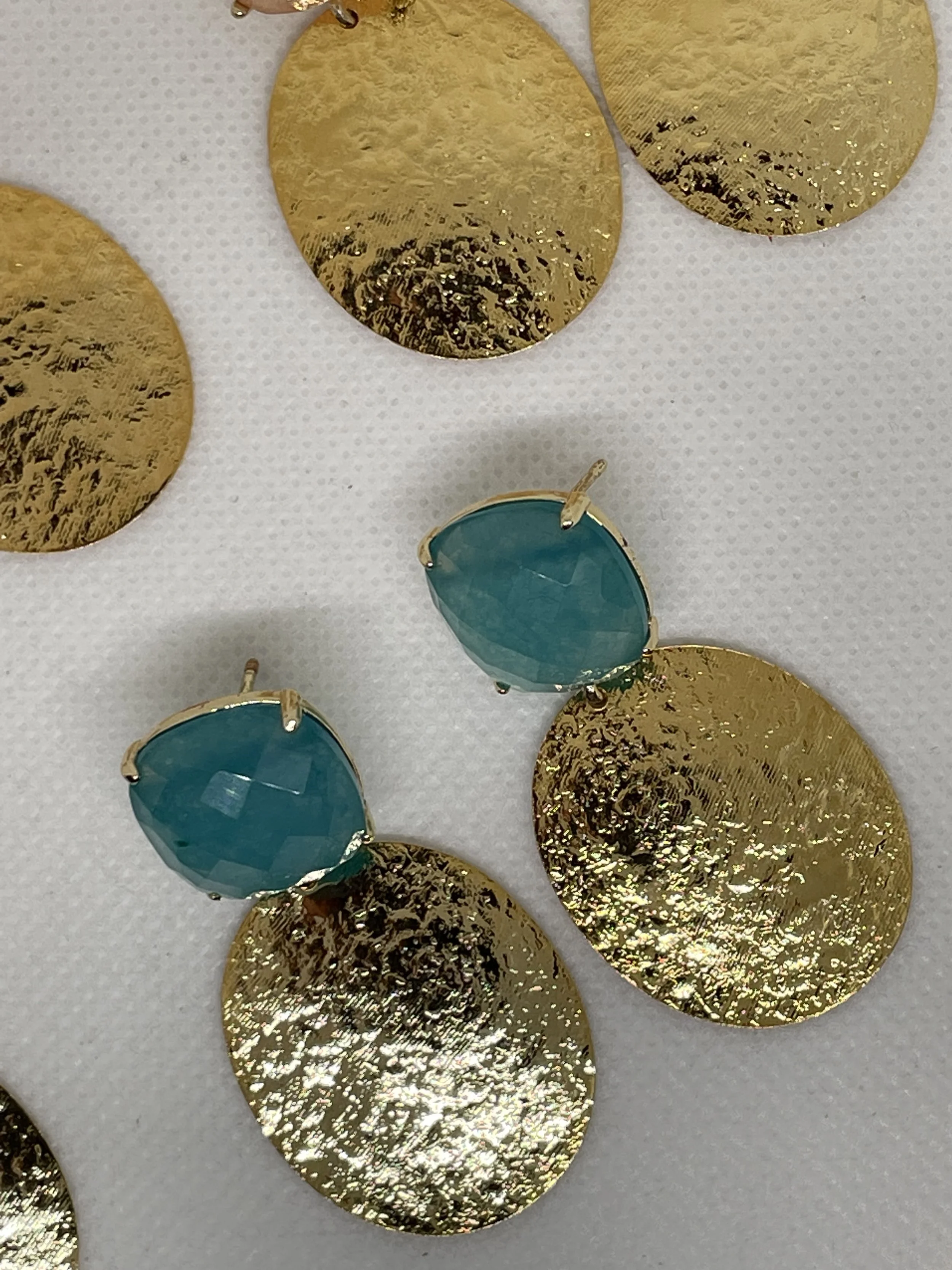 Boucle d’oreille métal martelé