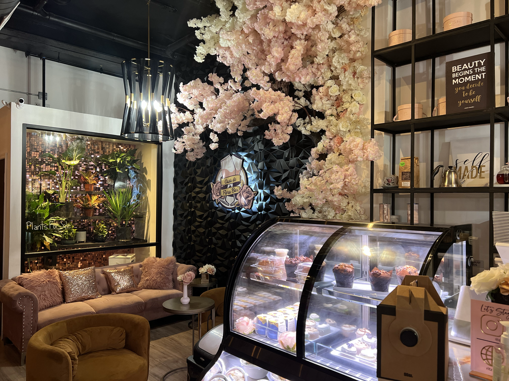 Flower and Coffee Bar — Casa De Flora Bar