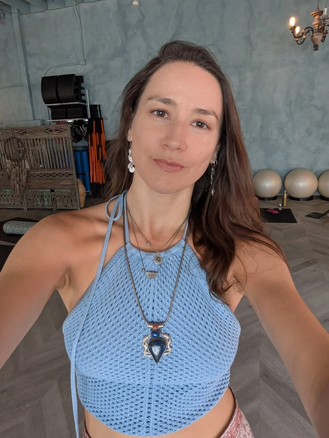 "𝘛𝘩𝘦 𝘵𝘩𝘪𝘯𝘨𝘴 𝘵𝘩𝘢𝘵 𝘶𝘴𝘦𝘥 𝘵𝘰 𝘸𝘰𝘳𝘬 &mdash; 𝘫𝘶𝘴𝘵 𝘢𝘳𝘦𝘯'𝘵 𝘸𝘰𝘳𝘬𝘪𝘯𝘨 𝘢𝘯𝘺 𝘮𝘰𝘳𝘦."

This line (or some iteration of it) is a major theme that's come up in my 1:1 coaching sessions and workshops this past year