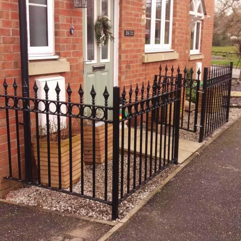 railings-brixham-style-10a-wrought-iron-railings-2_1600x.jpg
