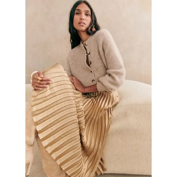 Othello Cardigan in Light Beige