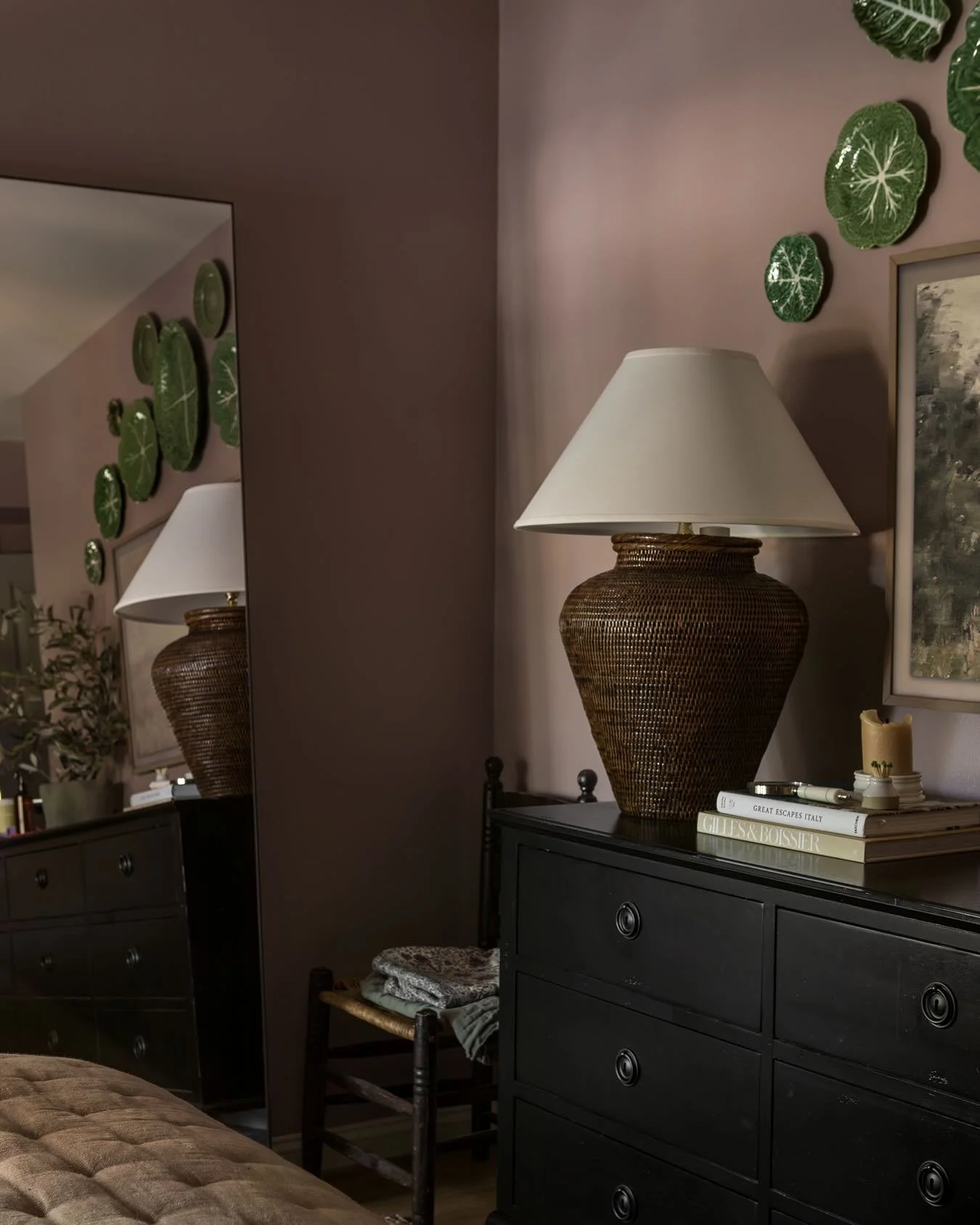 I&rsquo;m one of those people who loves to put a plate on the wall. If the plate walls in our client home weren&rsquo;t enough, I also have three (yes, 3!) different plate arrangements in my own home (consider the first photo your sneak peek of our #