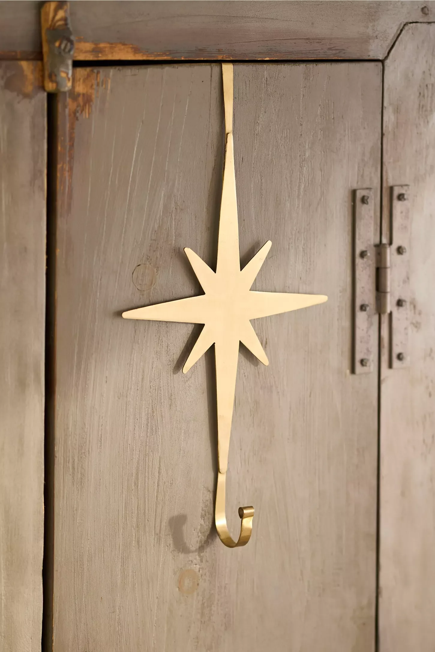 Brass Starburst Wreath Hanger