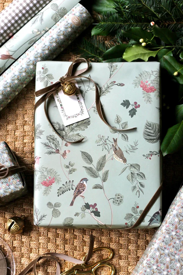 Botanical &amp; Birds Wrapping Paper