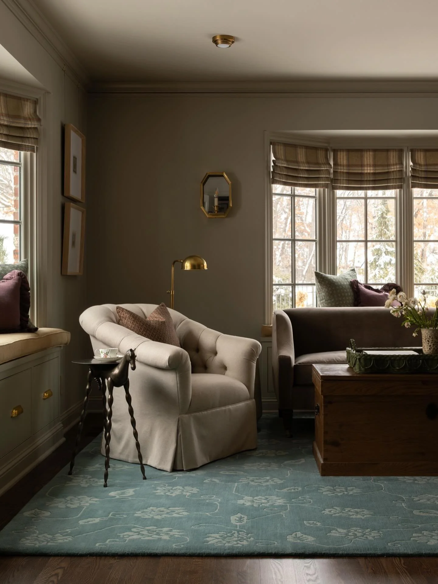 Oh hello, #OhoClassicTraditional. We reimagined the first floor of a house to create a family home that is classic, cozy and traditionally English in spirit. As always, our thoughtful design balances beauty with functional touches that make the space