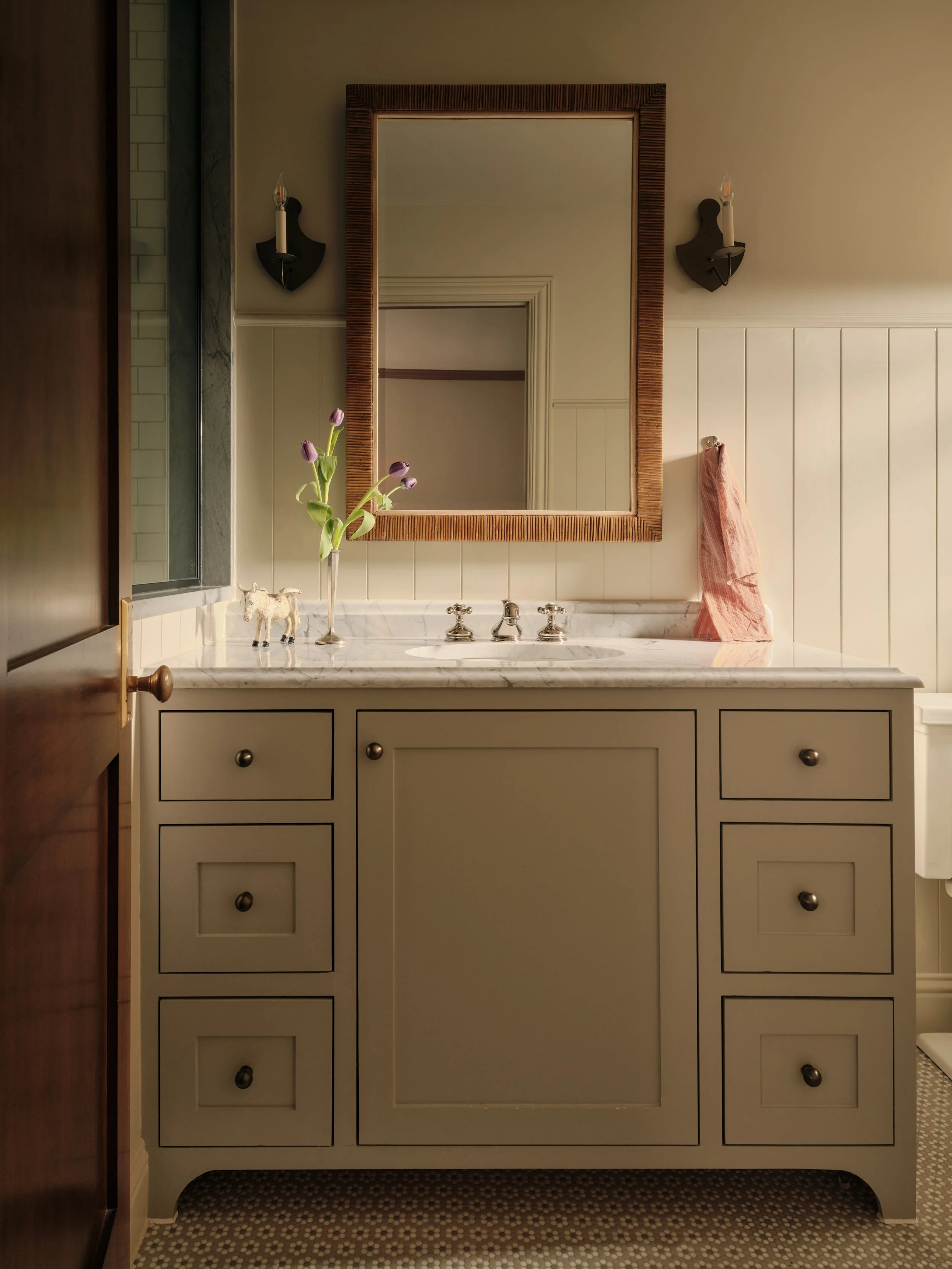 OhoInteriors-NeutralCottage24689.jpg