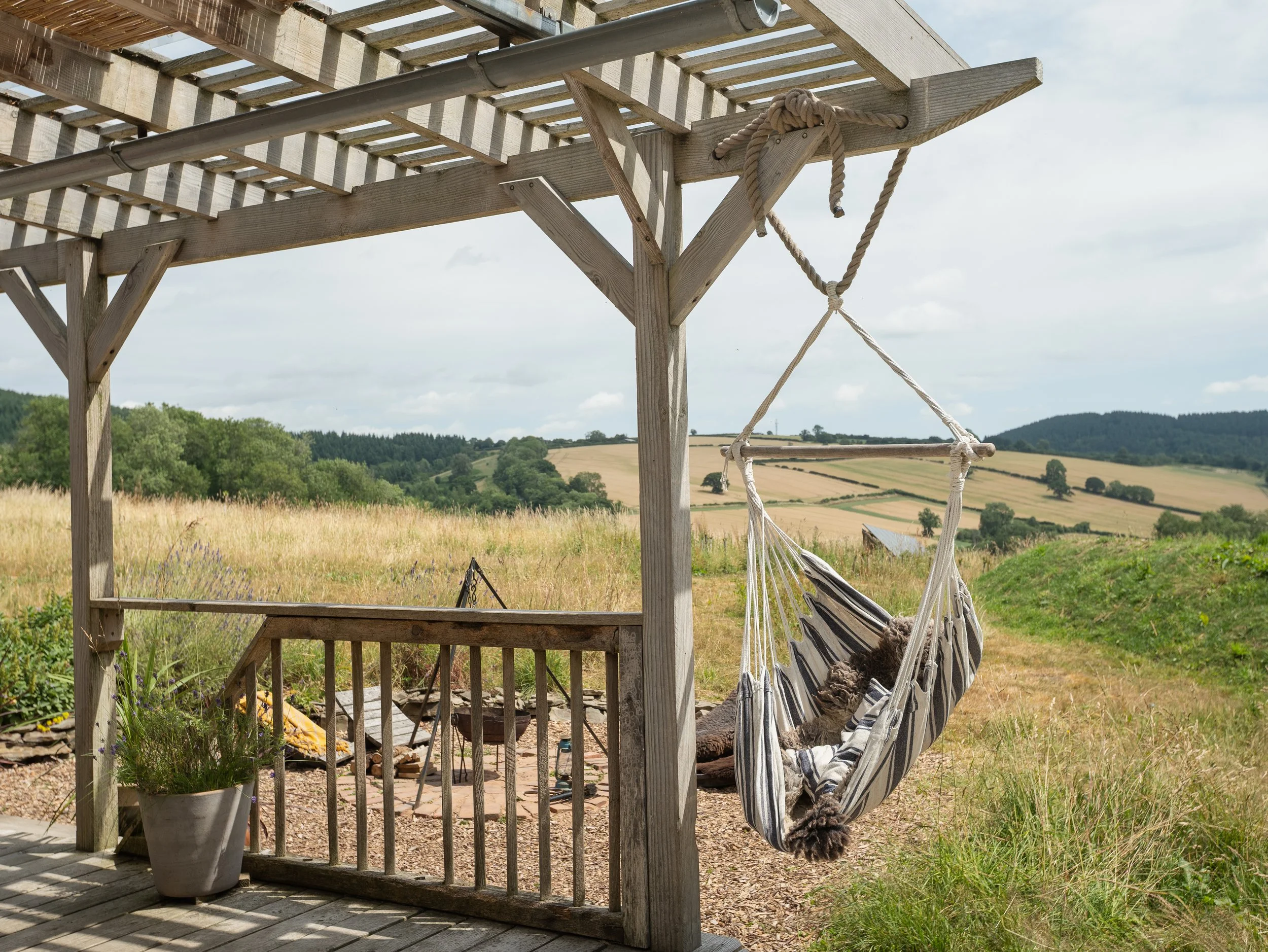 swing seat.jpg