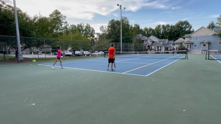 THANK YOU! Thank you kids. Thank you parents and guardians. Thank each and every one of you! 
.
This summer was filled with red balls kids clinics, tennis tournament Tuesdays and adult Saturday socials! 
.
These clinics and socials would not be possi