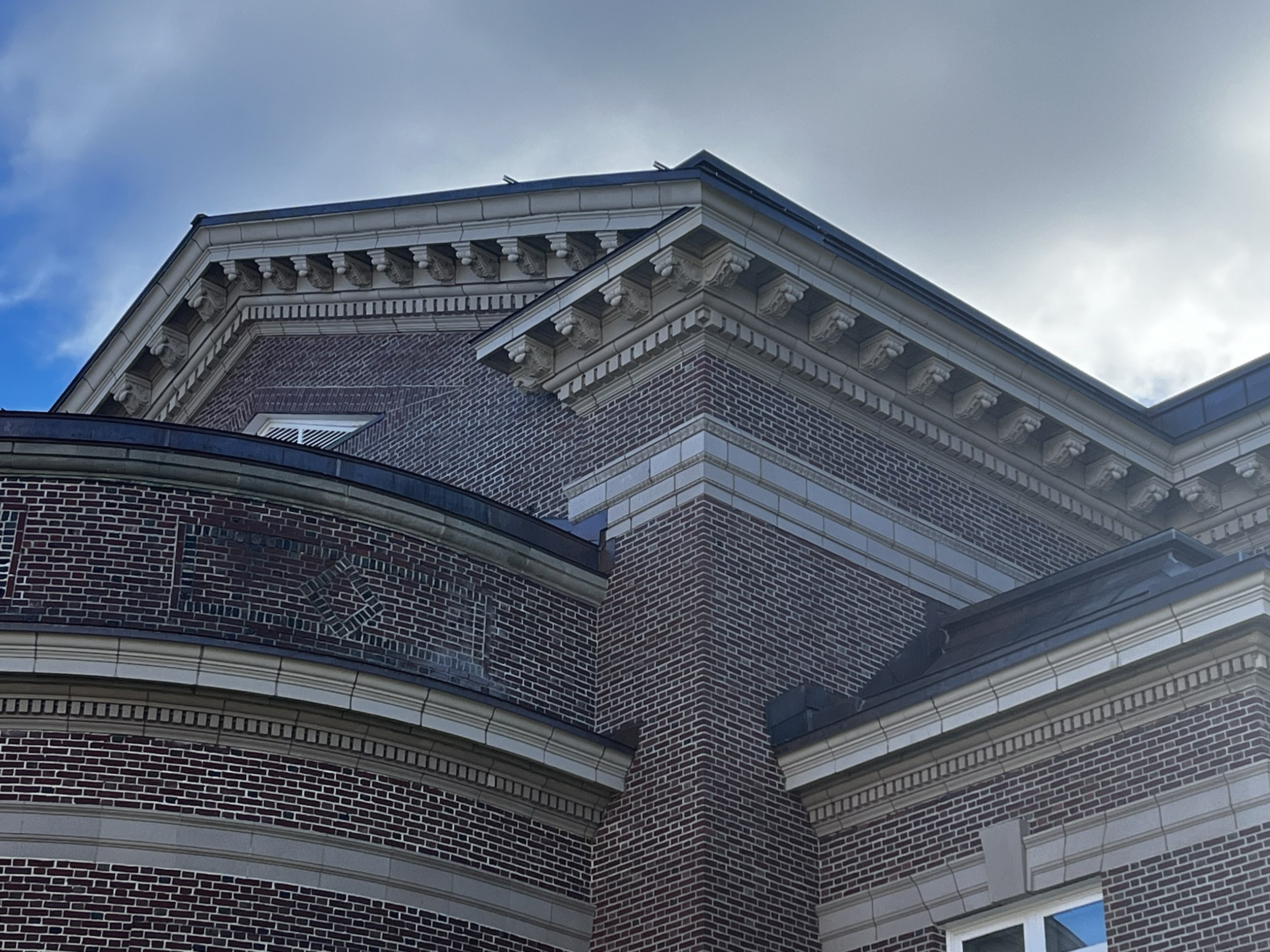 1418 Dartmouth_Exterior 1.2.jpg