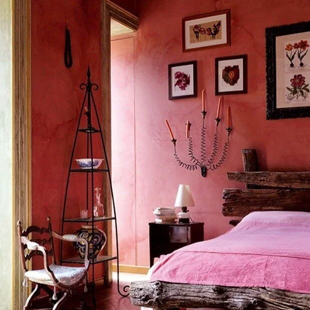 Romantic hues via @casavogue